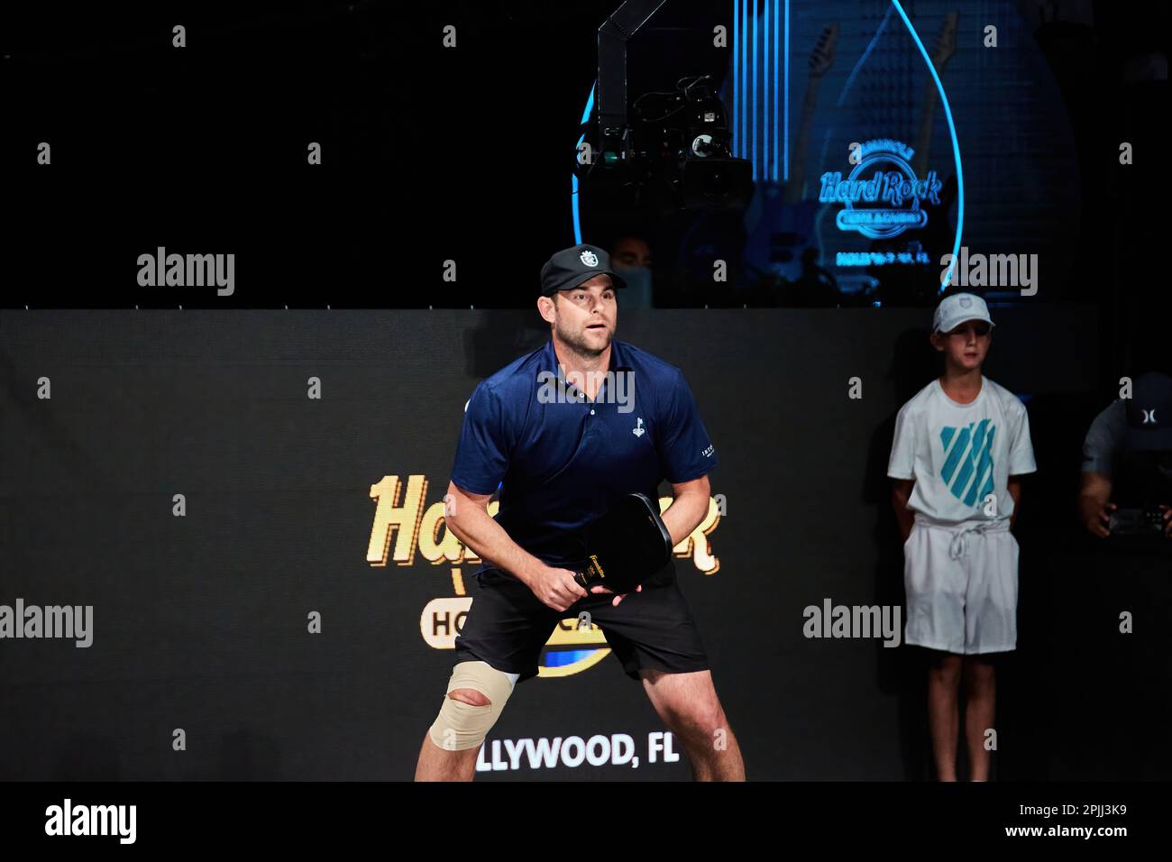 Hollywood, Florida, USA. 2. April 2023: Tennislegenden Andre Agassi, John McEnroe, Andy Roddick und Michael Chang während des Spiels in Pickleball Stockfoto