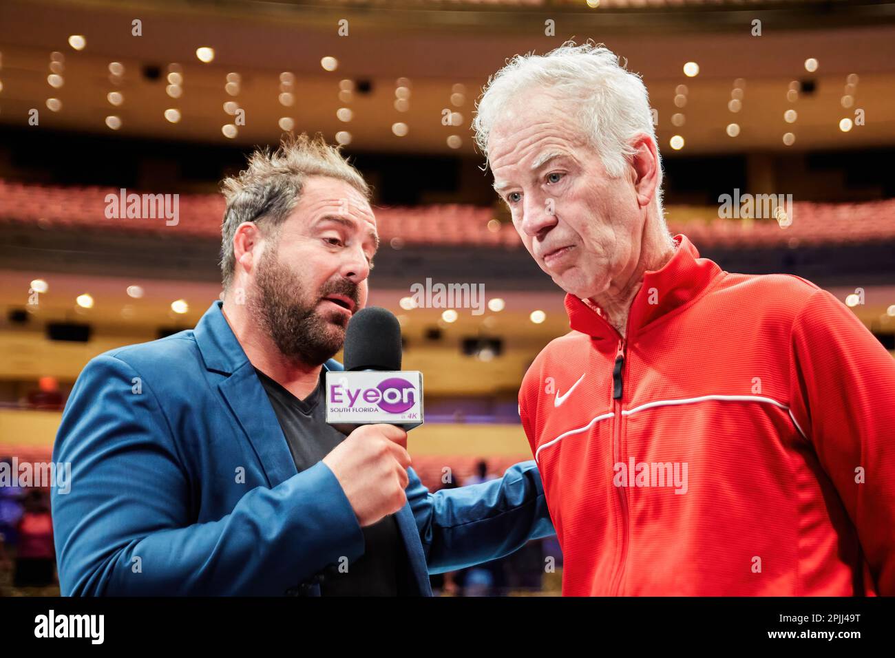 Hollywood, Florida, USA. 2. April 2023: Tennislegenden Andre Agassi, John McEnroe, Andy Roddick und Michael Chang während des Spiels in Pickleball Stockfoto