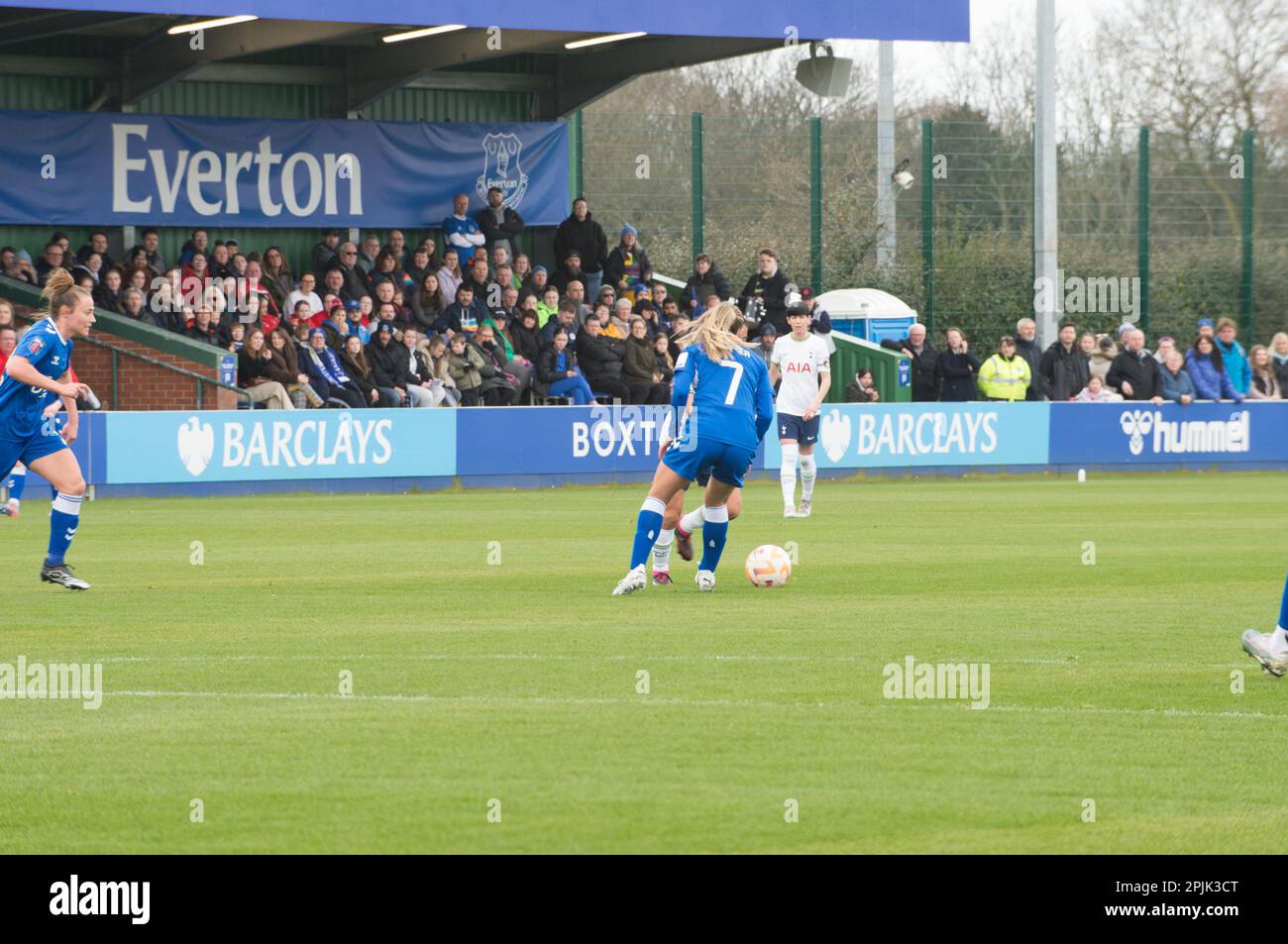 WSL Everton V Tottenham Hotspur im Walton Park Stadium, Liverpool erzielt 2-1 Punkte für Everton (Terry Scott/SPP) Guthaben: SPP Sport Press Photo. Alamy Live News Stockfoto