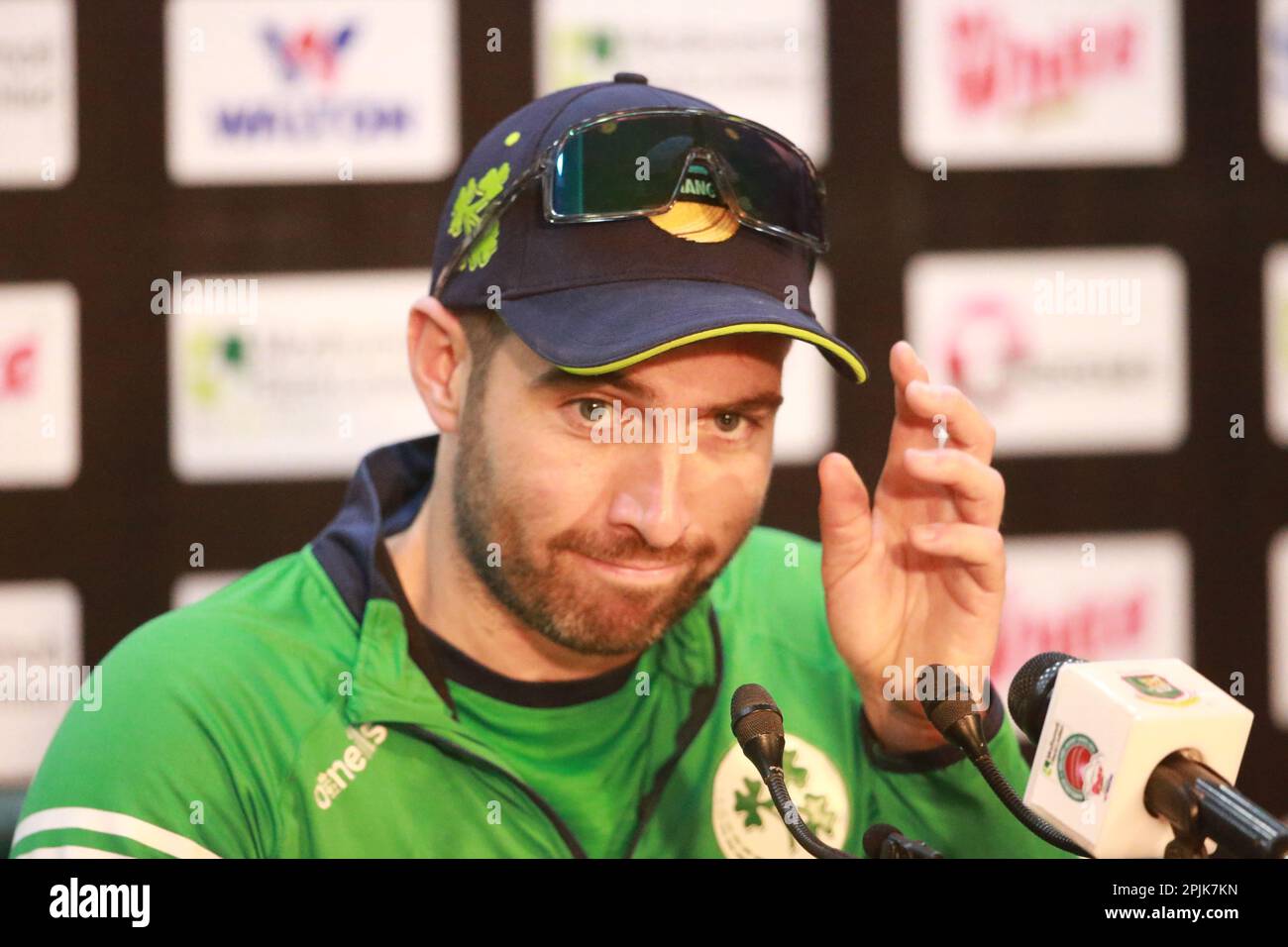 Captain Andrew Balbirnie, Testteam Irland, nimmt an der Pressekonferenz vor dem Spiel Teil, bevor sie allein gegen Bangladesch in Sher-e-BanglaNatio antreten Stockfoto