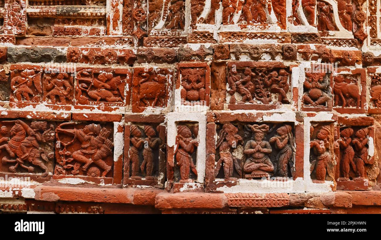Kriegsszenen von Mahabharata auf dem Shyam Rai Tempel, Bishnupur, Westbengalen, Indien. Stockfoto