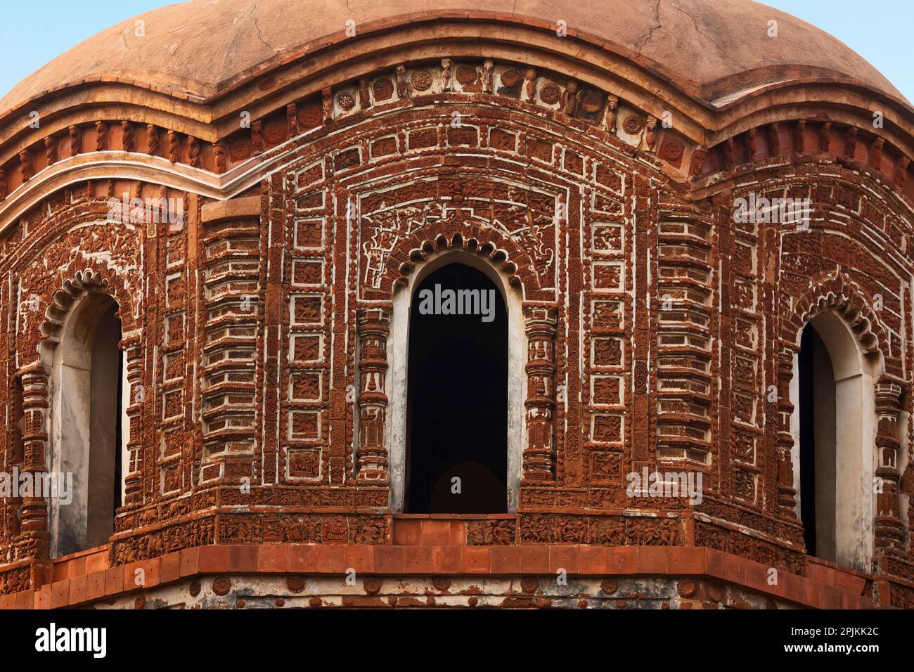 Tempeldom des Pancha Ratna Shyam Rai Tempels, Bishnupur, Westbengalen, Indien. Stockfoto