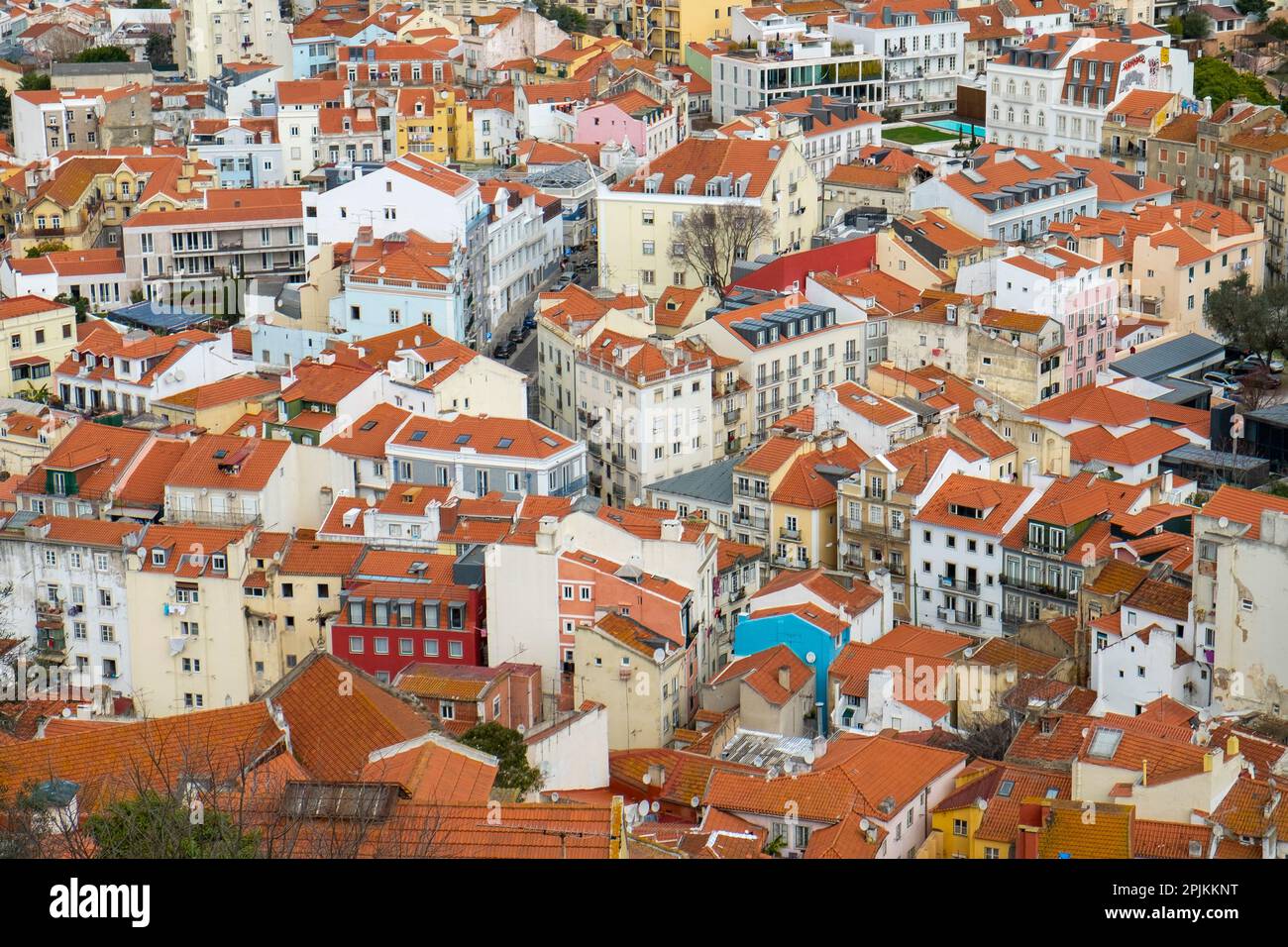 Lissabon, Portugal. Blick auf das wunderschöne Lissabon mit seinen antiken Gebäuden. Stockfoto