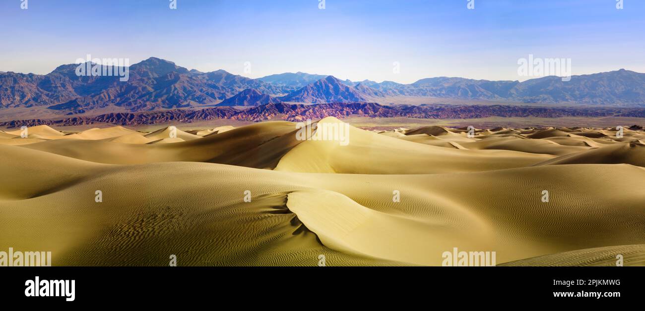 Death Valley Sanddünen bei Mesquite Flats. Stockfoto