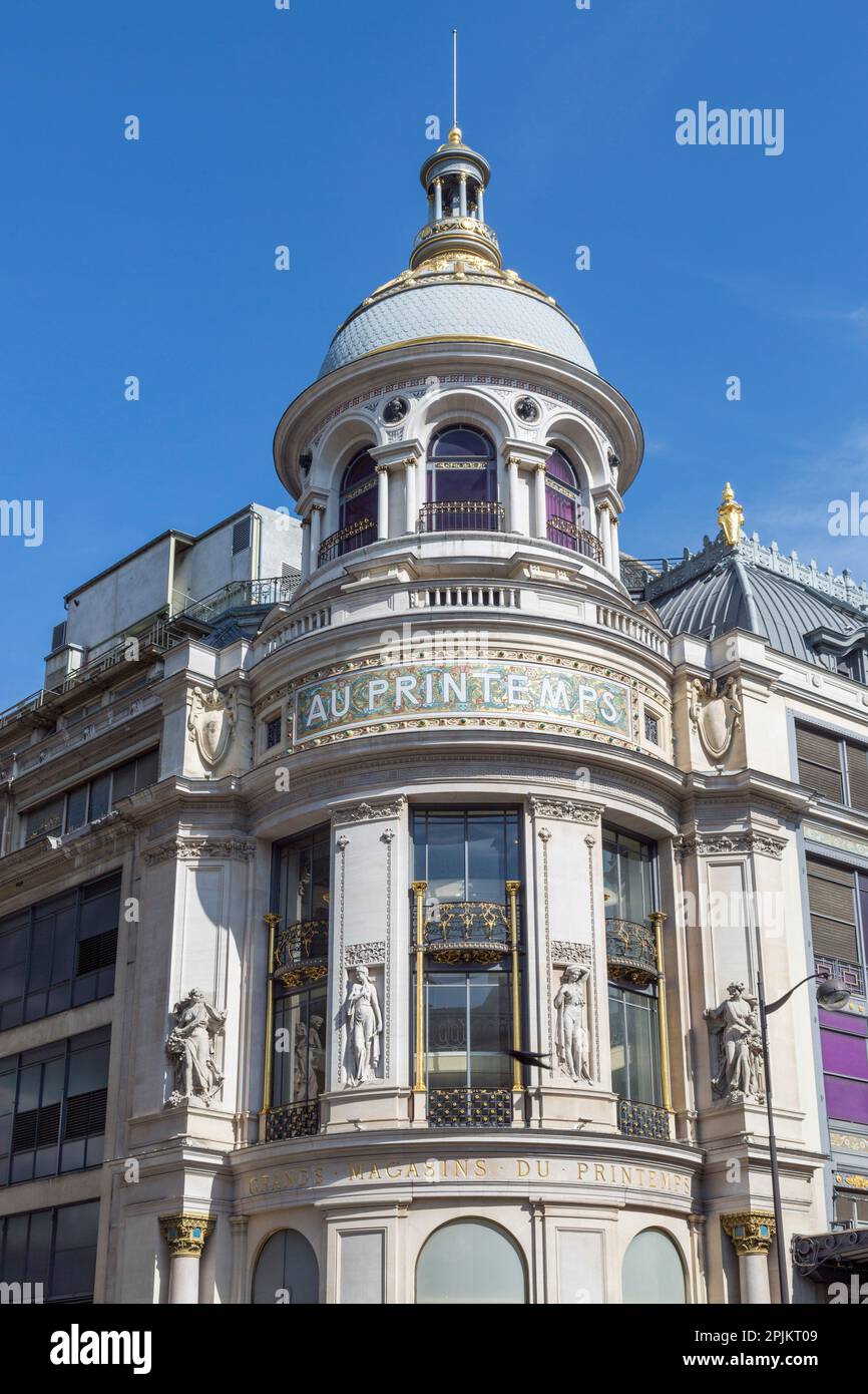 Paris. Außenarchitektur. Grands Magasins Du Printemps. Außenansicht des Kaufhauses Printemps. (Nur Redaktionelle Verwendung) Stockfoto