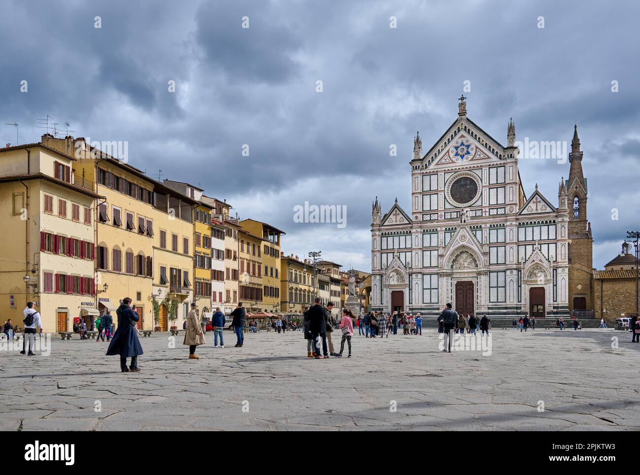 Santa Croce, Basilica di Santa Croce di Firenze, Piazza di Santa Croce, Florenz, Toskana, Italien Stockfoto