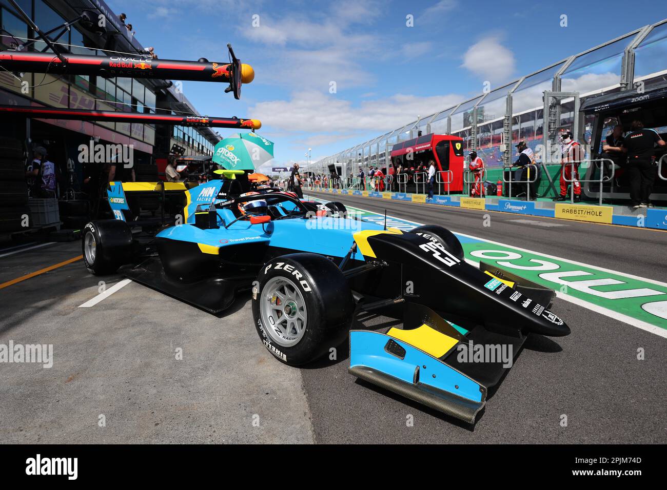 MELBOURNE, AUSTRALIEN - MÄRZ 31: F3-Rennfahrer Taylor Barnard von Jenzer Motorsport beim australischen Formel-1-Grand Prix 2023 am 31. März 2023 Stockfoto