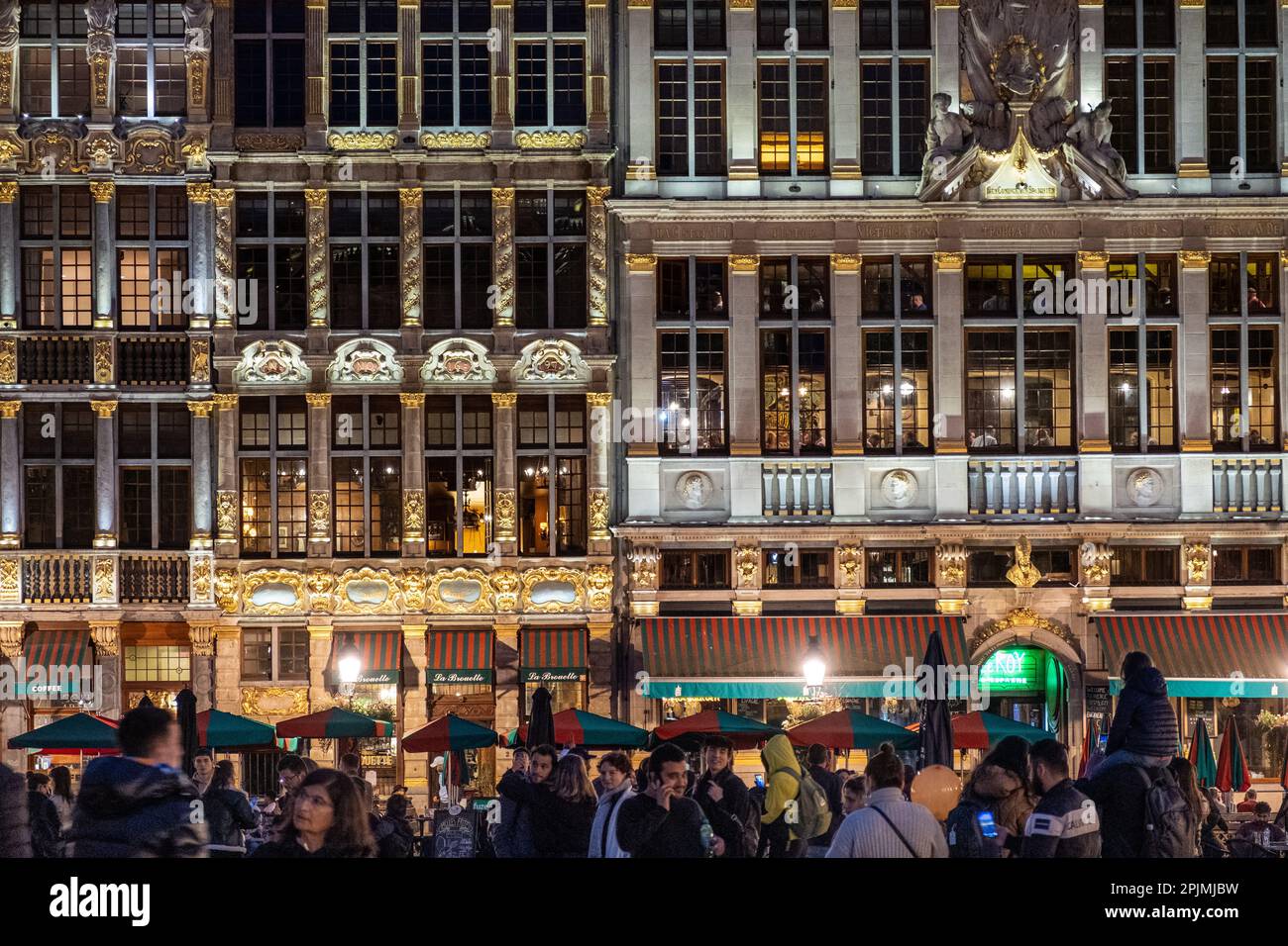 Gildenhäuser oder Guildhalls auf dem zentralen Platz des Grand Place in Brüssel, Belgien Stockfoto