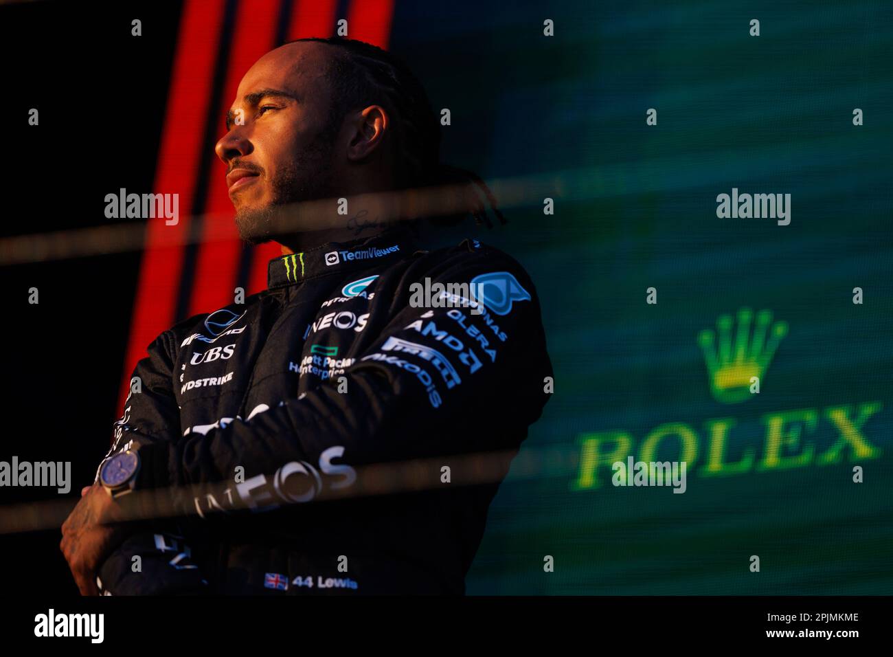 Albert Park, 2. April 2023 Lewis Hamilton (GBR) von Team Mercedes nach seinem 2. Platz auf dem Podium. Corleve/Alamy Live News Stockfoto