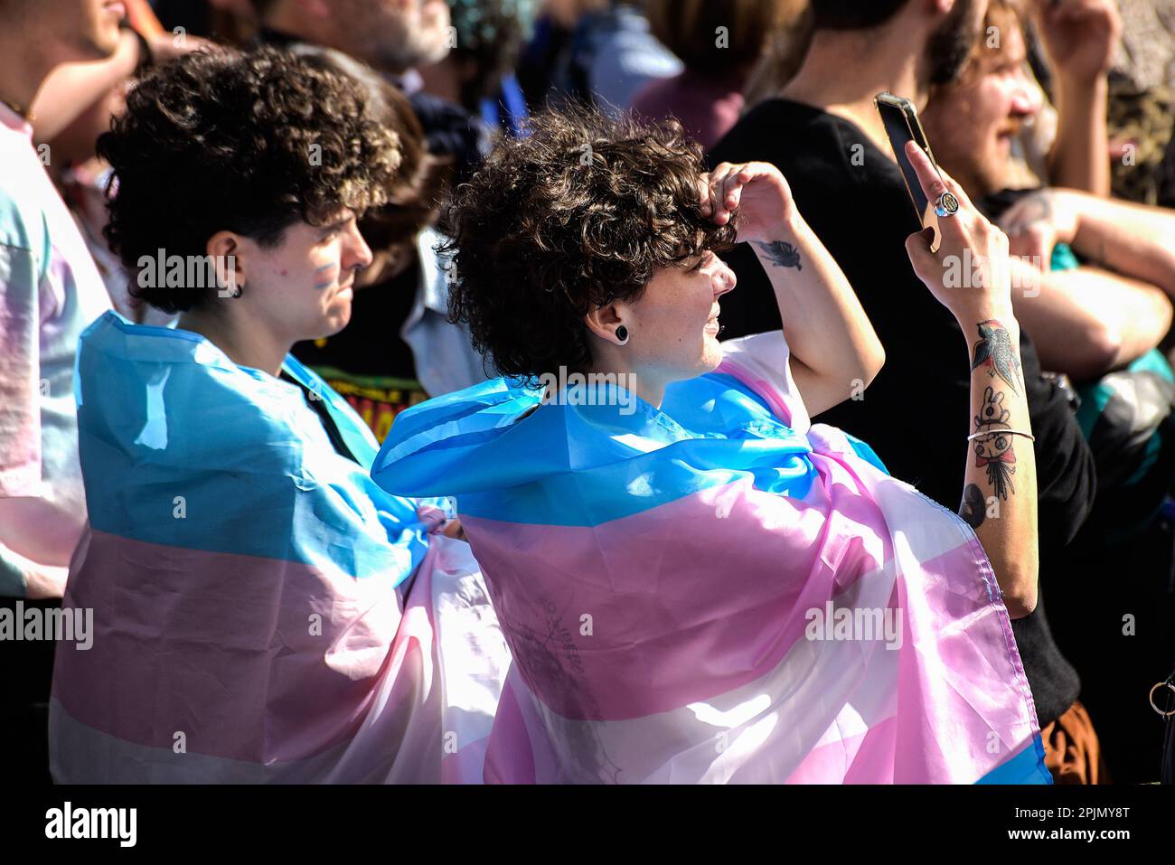 Transgender flaggen Fotos und Bildmaterial in hoher Auflösung Alamy