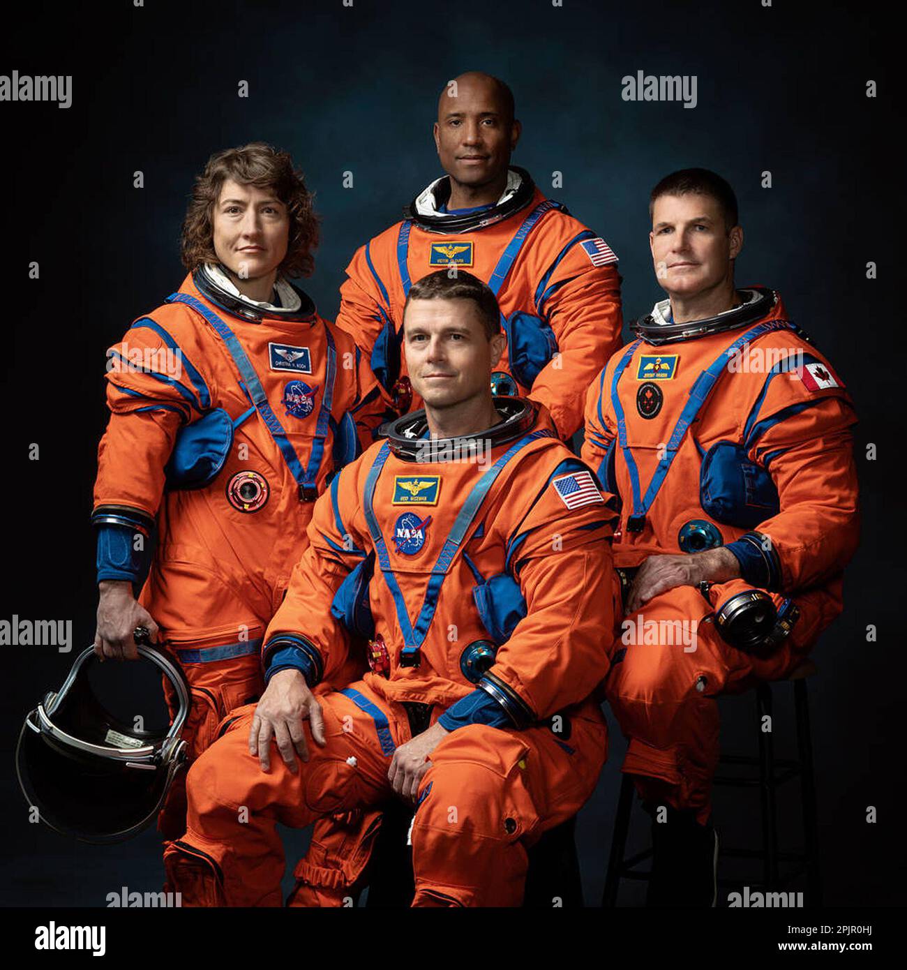 3. April 2023, Houston, Texas, USA: Die NASA enthüllte am Montag die Crew der Artemis II Mondmission des 20. Jahrhunderts. Die Gruppe besetzt das Orion-Raumschiff auf der ersten bemannten Mission, um den Mond seit dem Apollo-Programm zu umkreisen. Die NASA kündigte sie als die Crew an, die als erste die Orion-Kapsel fliegen wird, die frühestens Ende 2024 eine Rakete des Space Launch Systems vom Kennedy Space Center startet. DATEIFOTO AUFGENOMMEN AM: 29. MÄRZ 2023. Offizielles Crewporträt für Artemis II, von links: NASA Astronauten CHRISTINA KOCH, VICTOR GLOVER, REID WISEMAN, Canadian Space Agency Astronaut JEREMY HANSEN. (Kredit Imag Stockfoto