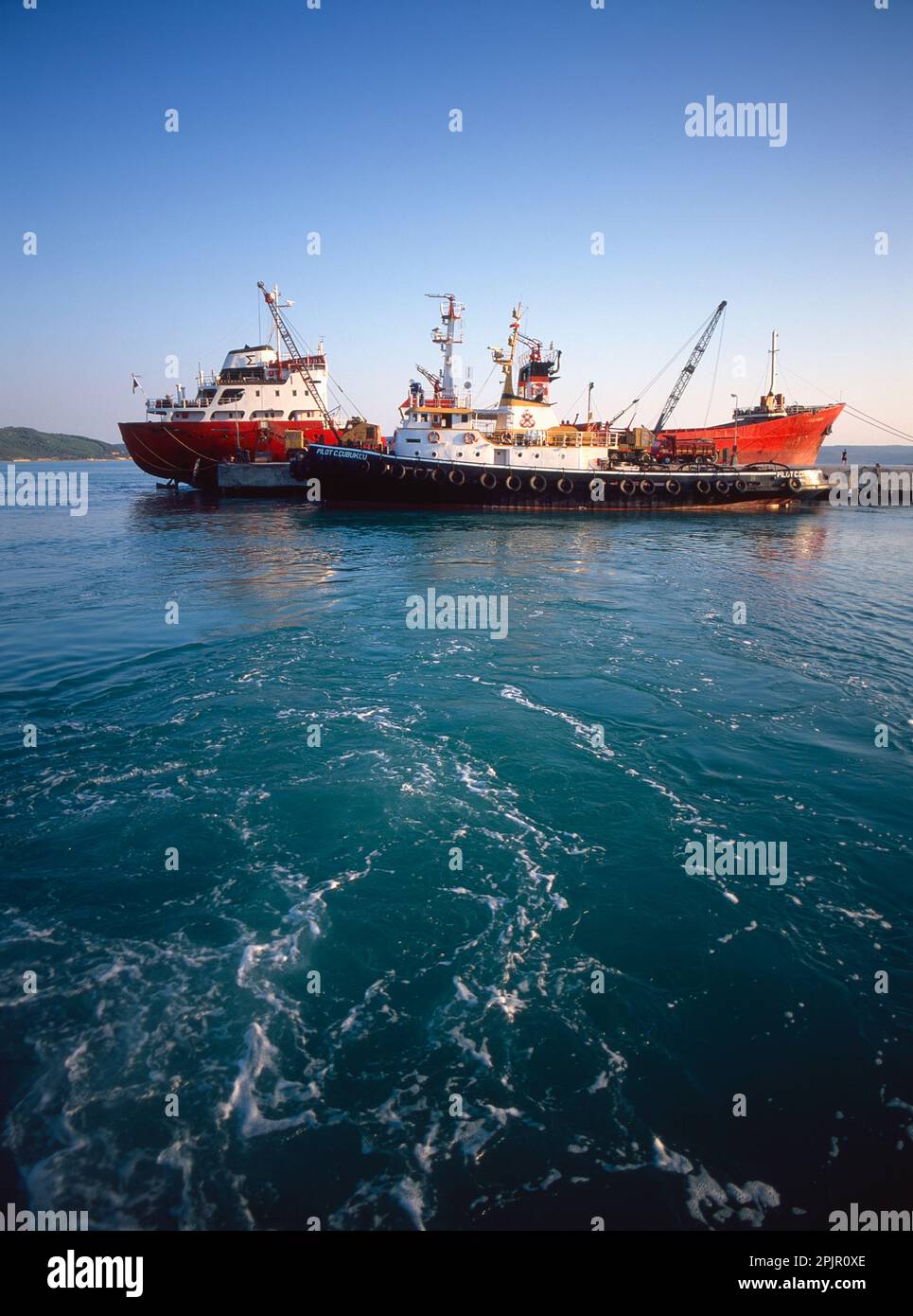 Über die Dardanelles-Straße in der Türkei Stockfoto