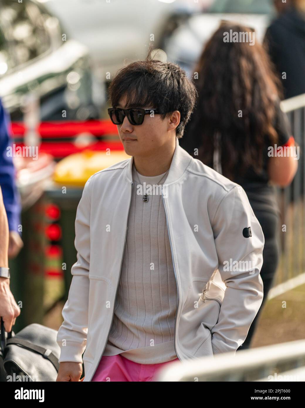 Melbourne, Australien. 31. März 2023 Formel-1-Fahrer Yuki Tsunoda betritt den Melbourne Walk während des Formel-1-Rolex-Grand Prix von 2023. Kredit: James Forrester / Alamy Live News Stockfoto