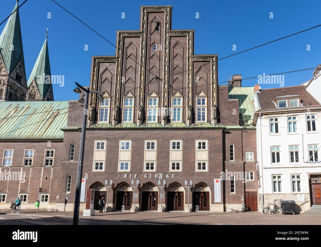 Die Glocke - The Bell - Konzertsaal und Restaurant im expressionistischen Stil aus dem Jahr 1928 in Domsheide, entworfen von Walter Gorig. Bremen Stockfoto