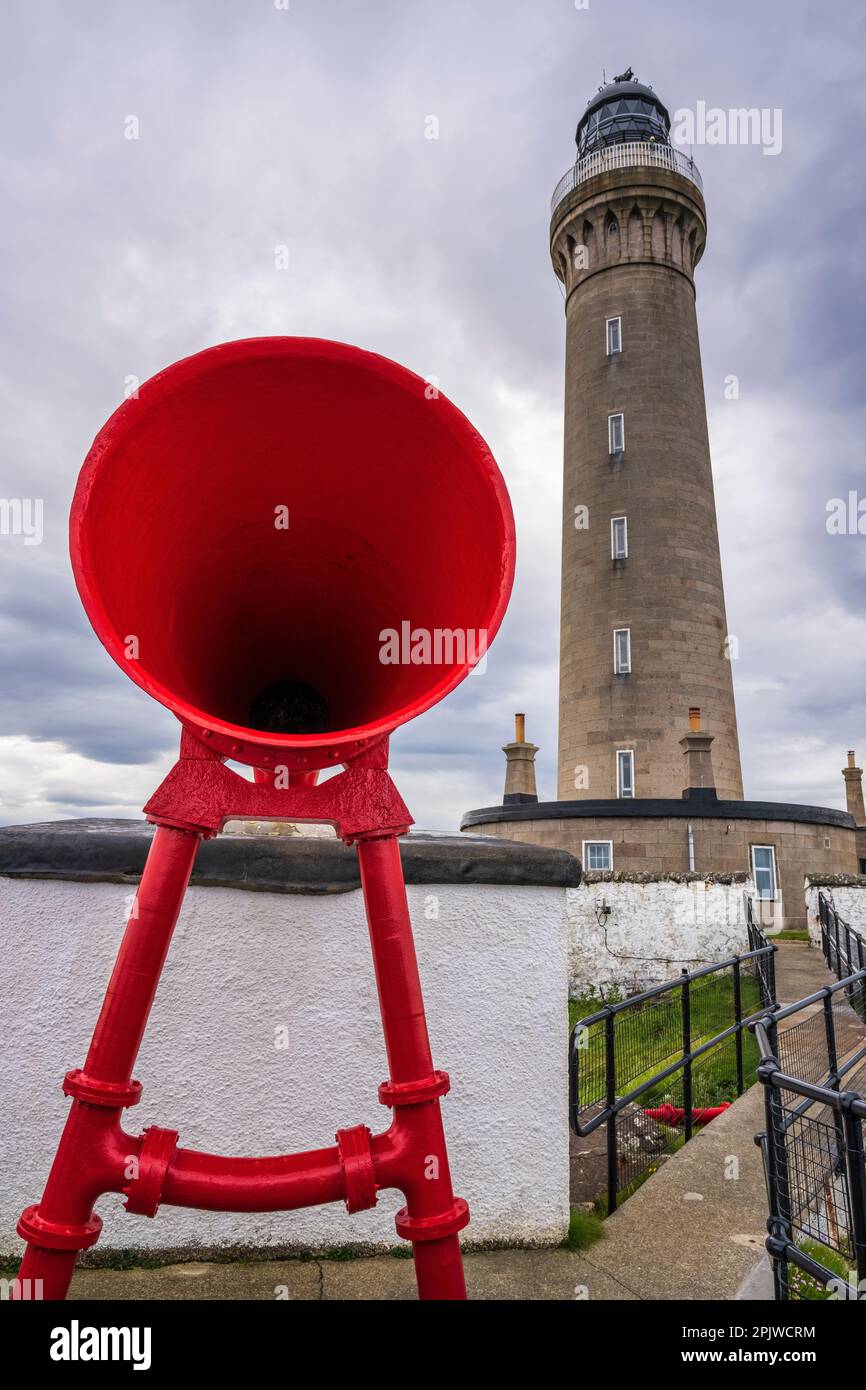 Nebelhorn und Ardnamurchan Lighthouse am Ardnamurchan Point, dem westlichsten Punkt auf dem britischen Festland, auf der Ardnamurchan-Halbinsel in Lochaber Schottland Stockfoto
