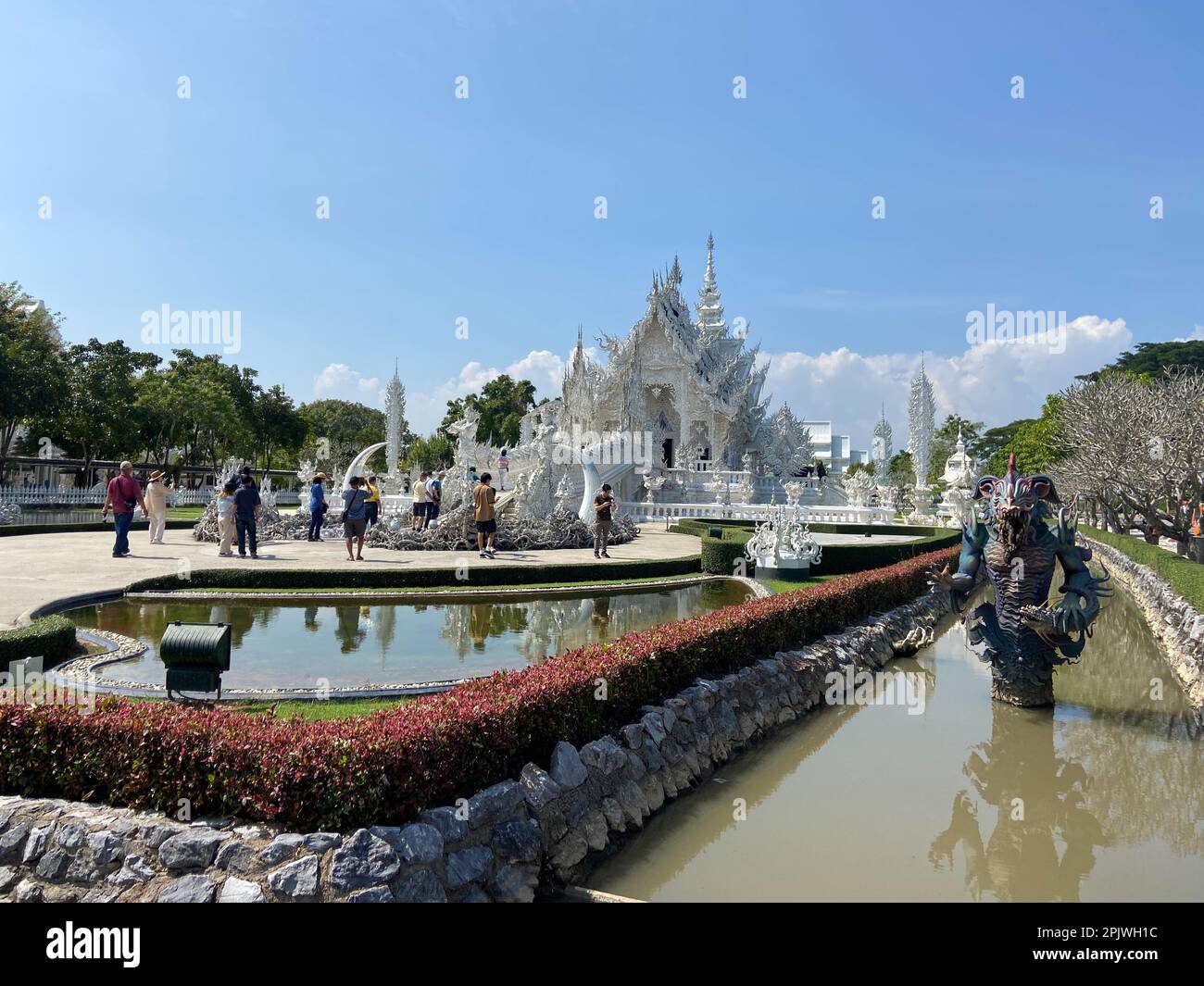 Weißer Tempel in Chiang Rai WAT RONG KHUN moderner Wat in Thailand Stockfoto