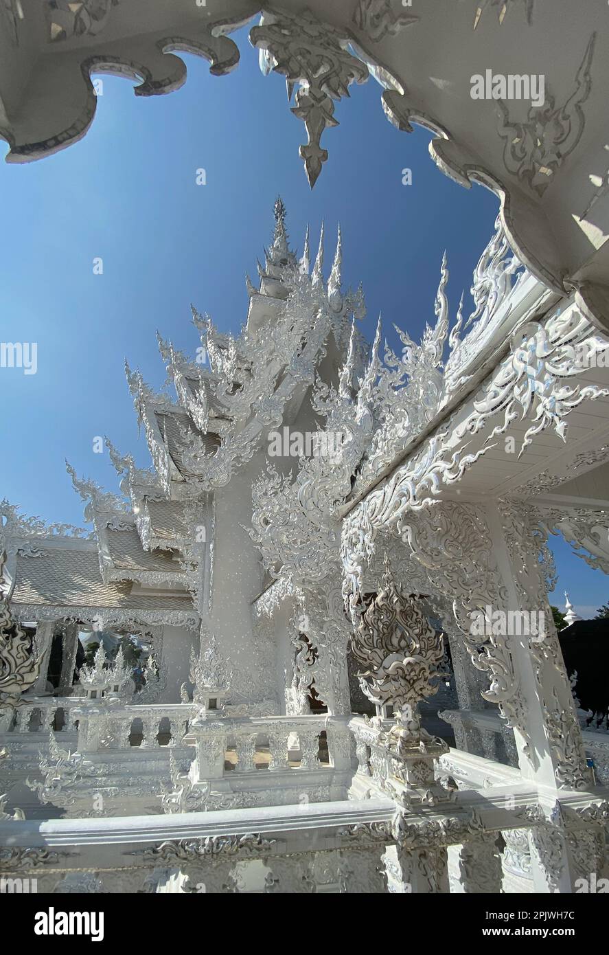 Weißer Tempel in Chiang Rai WAT RONG KHUN moderner Wat in Thailand Stockfoto