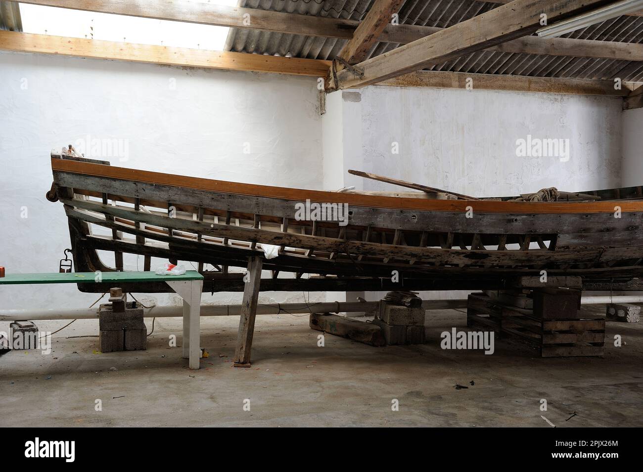 Die Tonnara auf der Insel Carloforte, alte Boote für den Thunfischfang, Sardinien, Italien, Europa Stockfoto