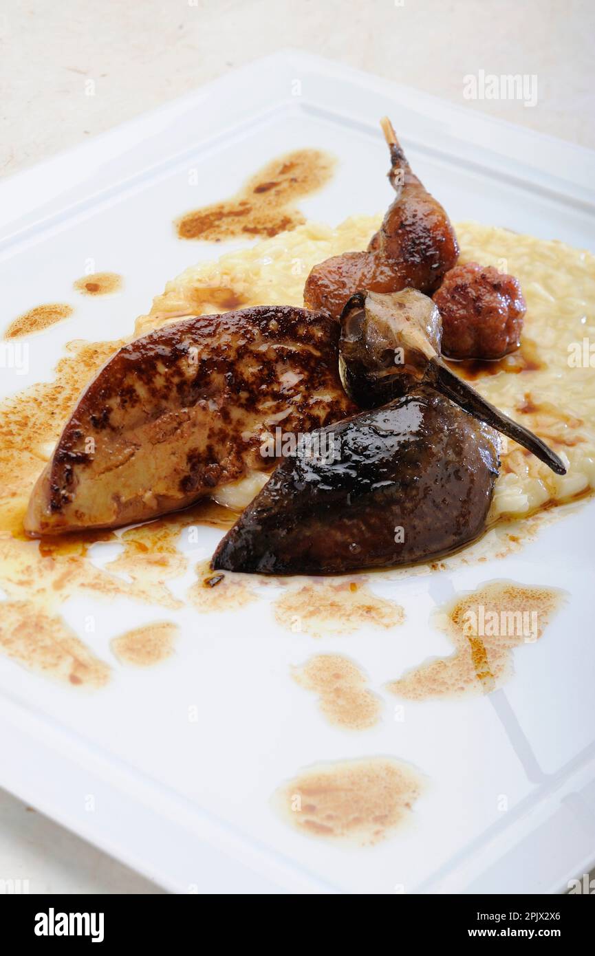 Das Risotto mit Holzhahn ist ein traditionelles Gericht der Jagdzeit. Stockfoto