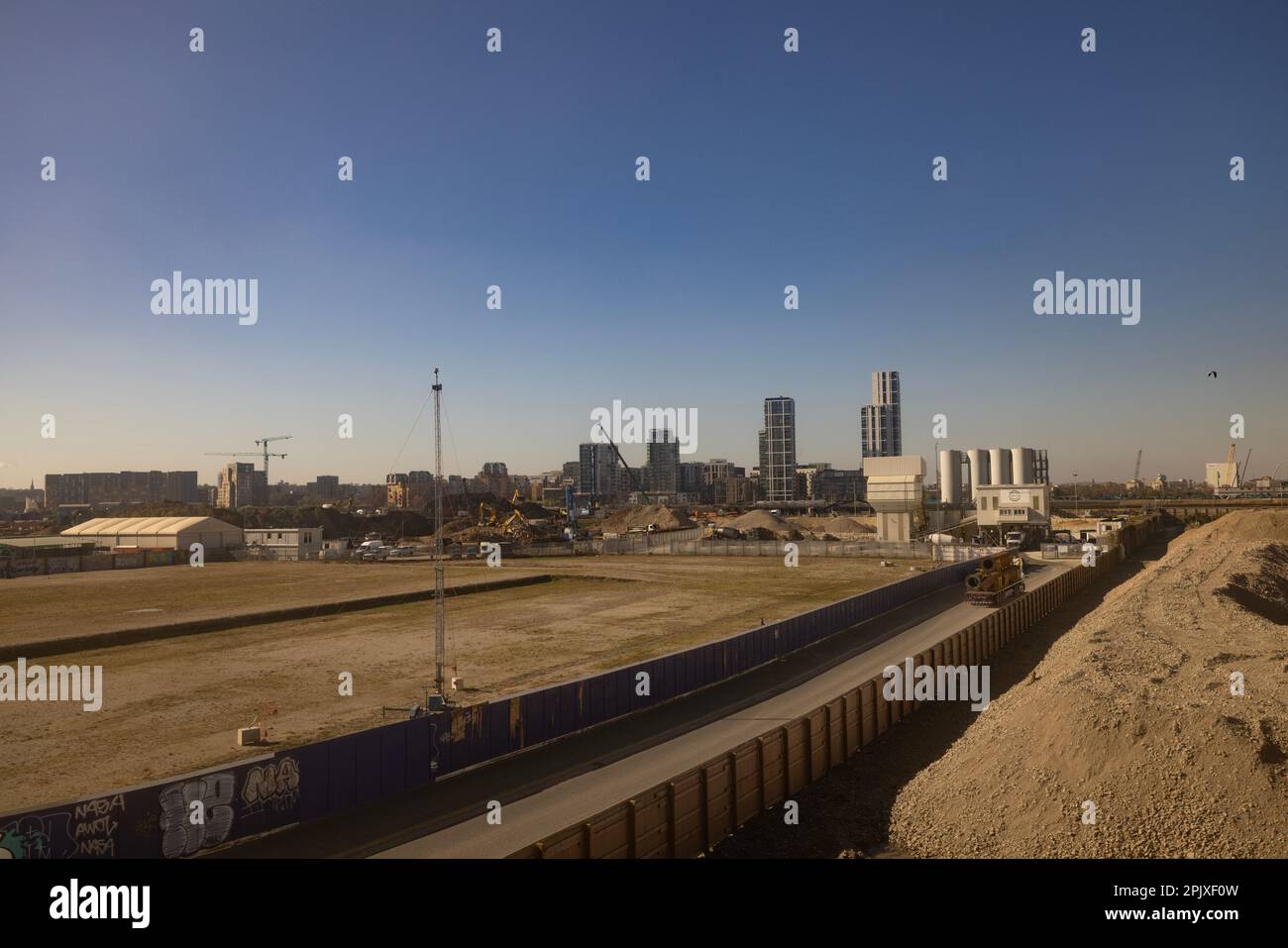 Das Silvertown Tunnel Project, ein 1,4 km langer Zweikanal-Straßentunnel, der unter der Themse gebaut wird, verbindet Silvertown und Greenwich, London, Großbritannien Stockfoto