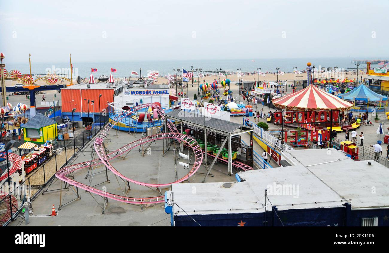 Deno's Wonder Wheel Amusement Park in Coney Island, Brooklyn, New York, USA. Stockfoto