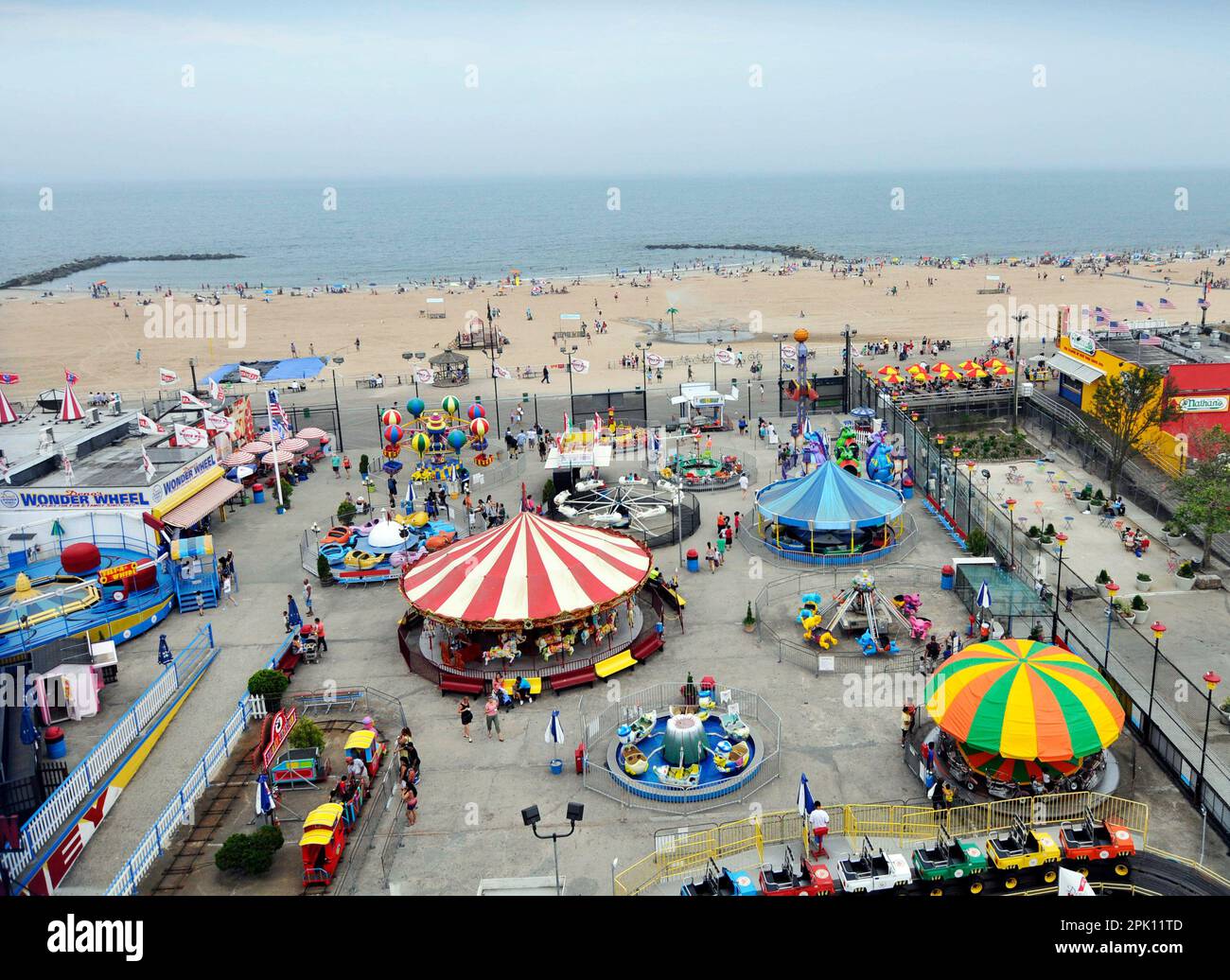 Deno's Wonder Wheel Amusement Park in Coney Island, Brooklyn, New York, USA. Stockfoto