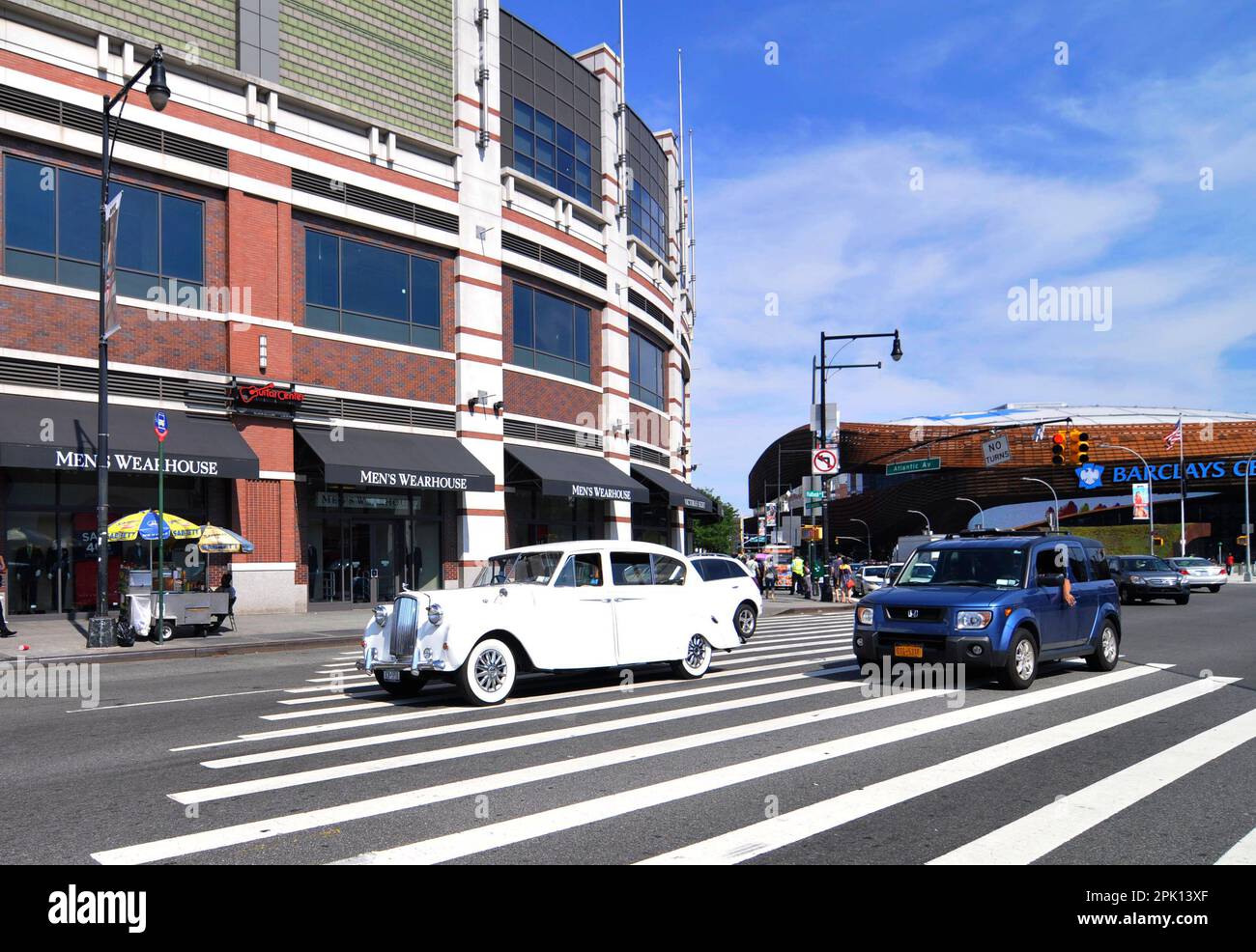 Kreuzung von Atlantic Avenue und Flatbush Avenue in Brooklyn, New York City, USA. Stockfoto