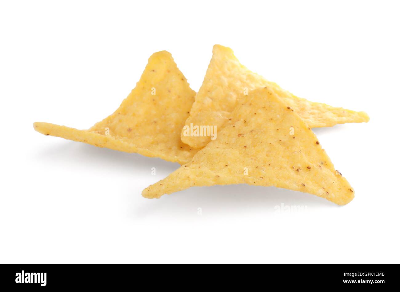 Leckere Tortilla-Chips (Nachos) auf weißem Hintergrund Stockfoto