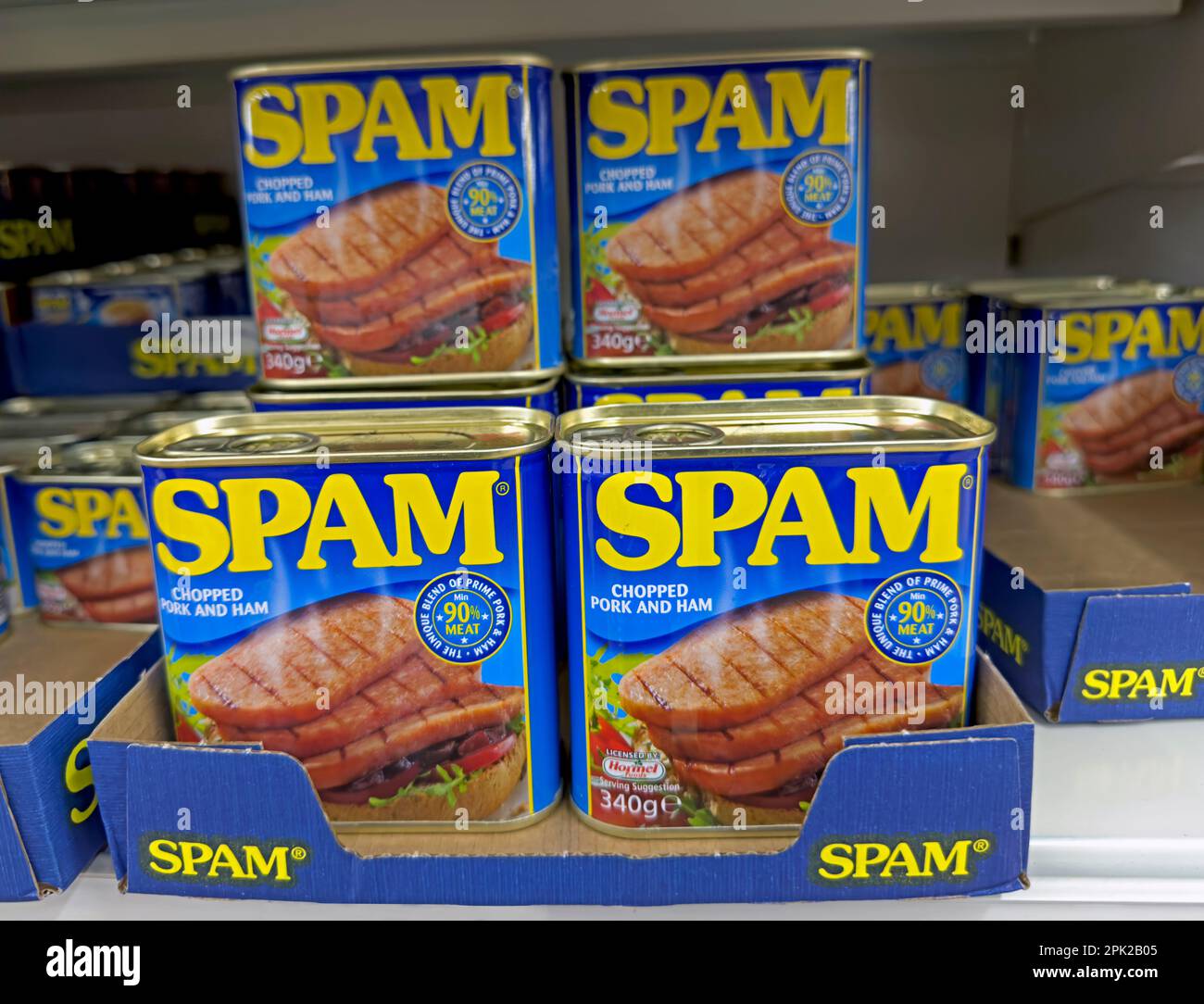 Dosen Spam, Schweinefleisch und Schinken, lizenziert von Hormel Foods Stockfoto