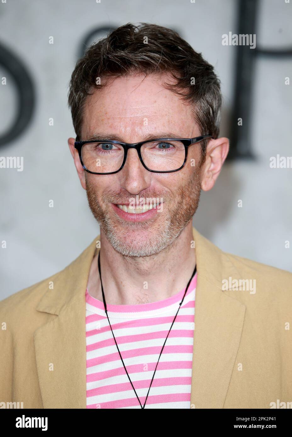 London, Großbritannien. 30. Aug. 2022. Daniel Weyman besucht die Weltpremiere von „der Herr der Ringe: Die Ringe der Macht“ Odeon Luxe Leicester Square in London. (Foto: Fred Duval/SOPA Images/Sipa USA) Guthaben: SIPA USA/Alamy Live News Stockfoto