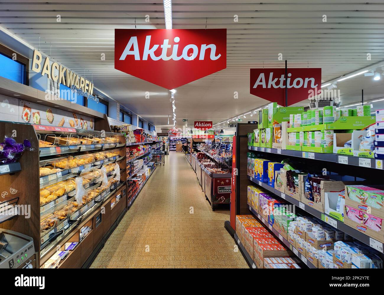 Action in a modern Discounter, Witten, Deutschland, Europa Stockfoto