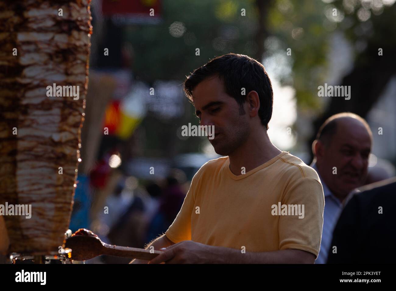 Ein Kebab Rotisserie Street Food Karren in Istanbul, Türkei Stockfoto