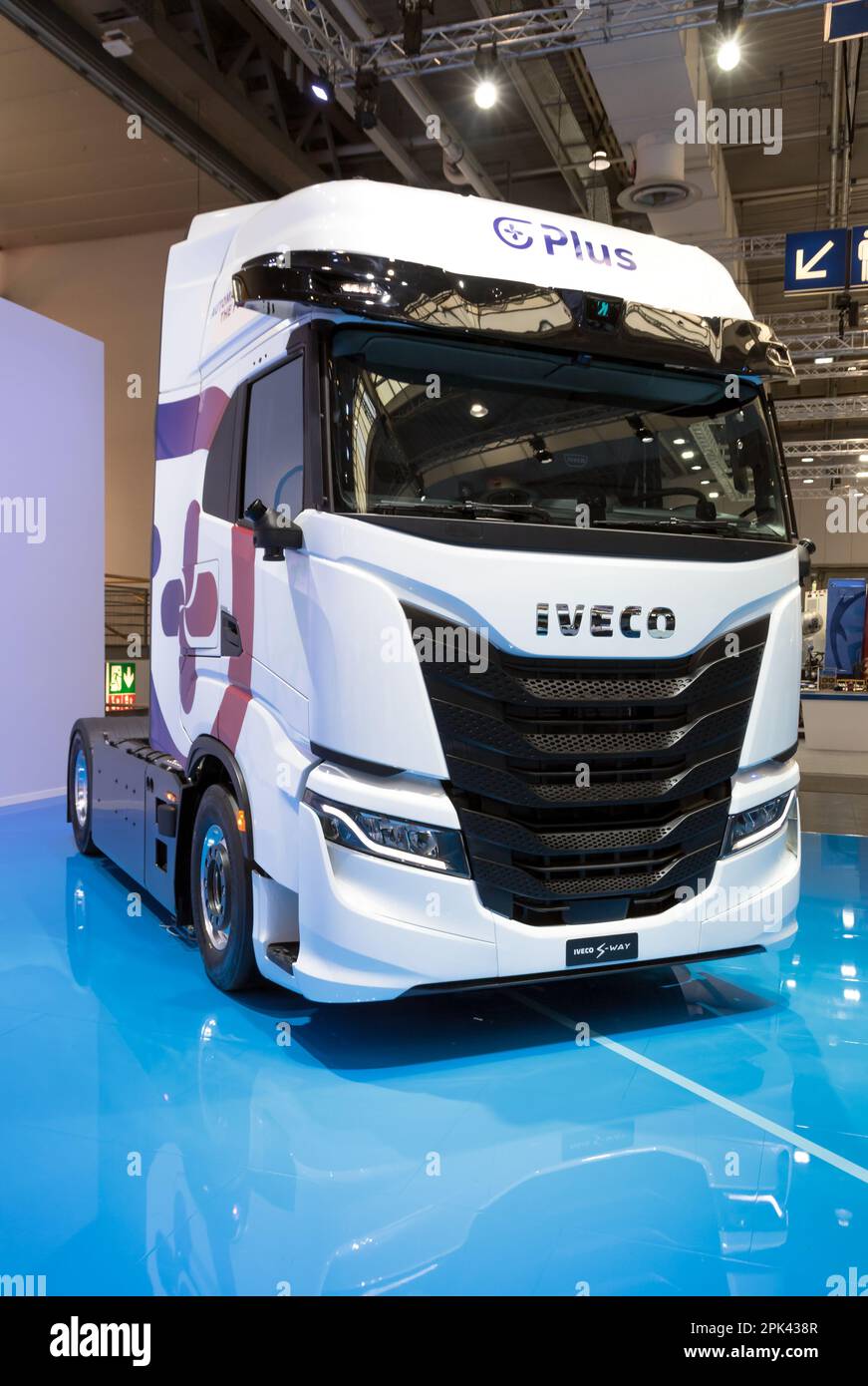 Iveco S-Way Heavy-Duty Truck auf der IAA Hannover vorgestellt. Deutschland - 20. September 2022 Stockfoto