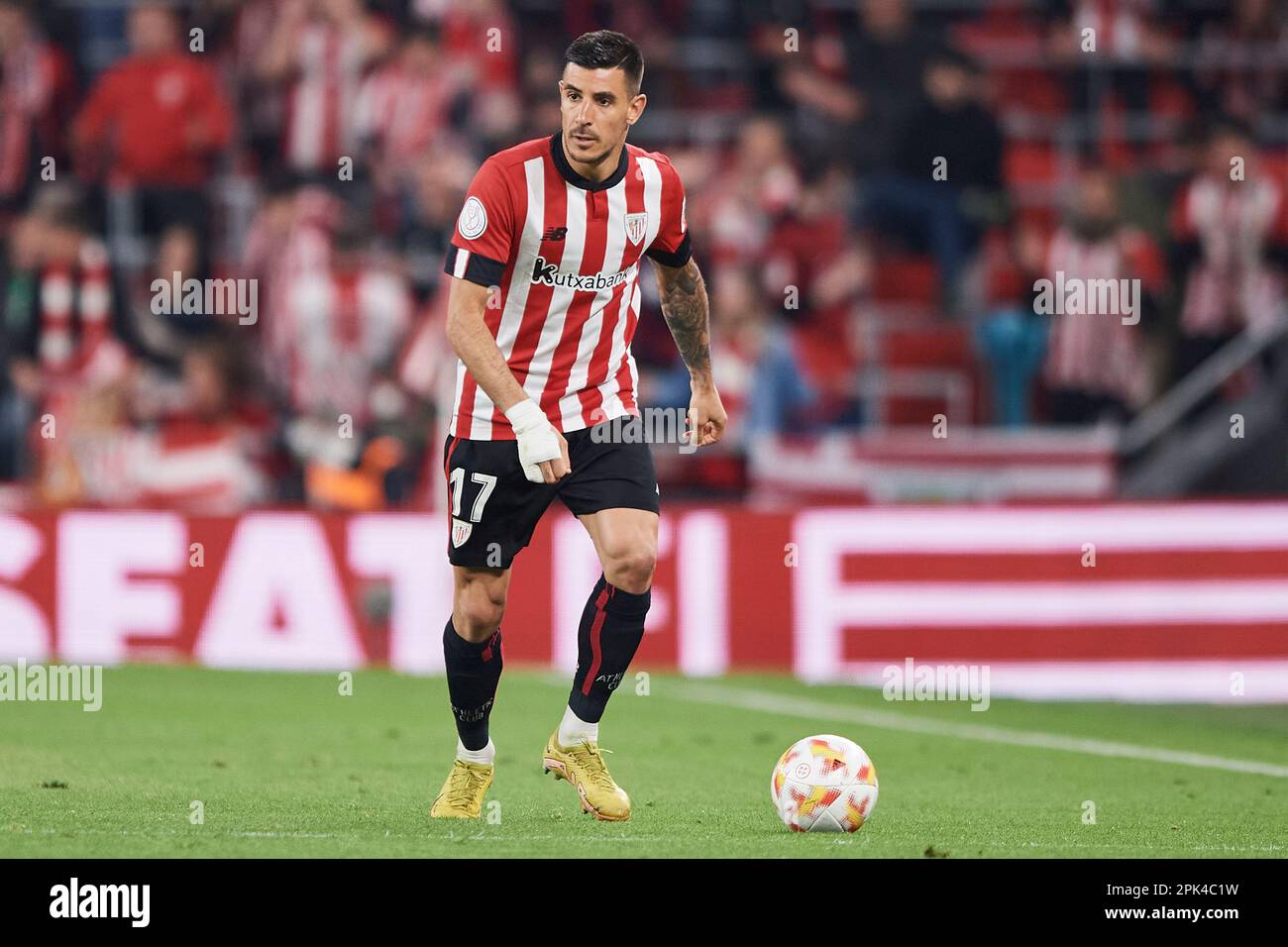 Yuri Berchiche vom Athletic Club während des Spiels Copa del Rey zwischen Athletic Club und CA Osasuna spielte am 4. April 2023 im Nuevo San Mames Stadium in Bilbao, Spanien. (Foto: Cesar Ortiz / PRESSIN) Stockfoto