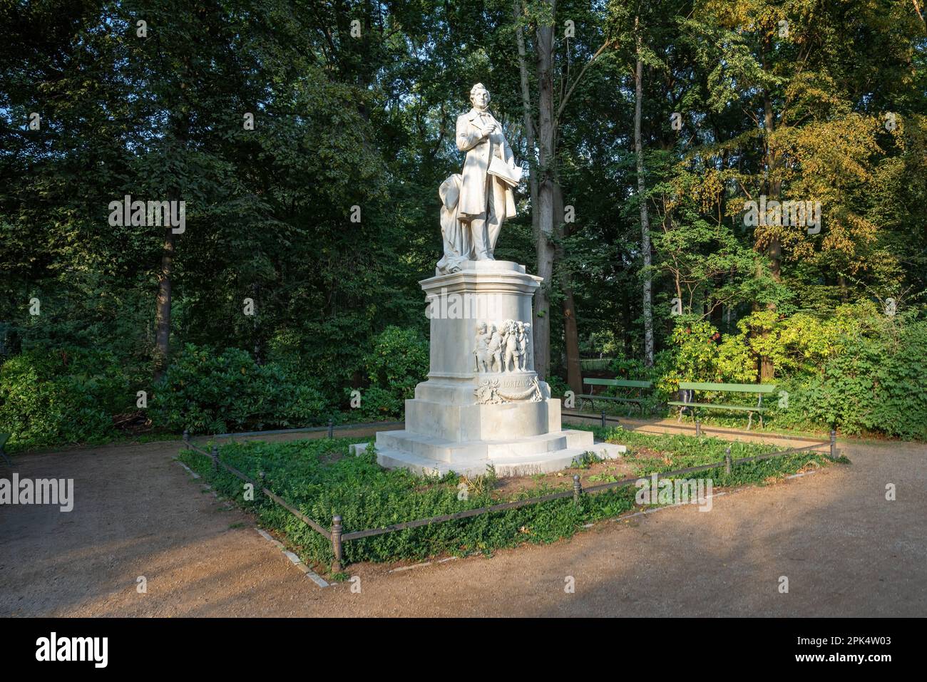 Albert Lortzing Statue im Tiergarten - Berlin Stockfoto