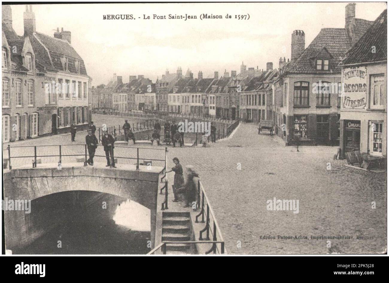 Postkarte: Bergues - Le Pont Saint-Jean (Haus des 1597), fühlt sich am 1915. Februar an Stockfoto