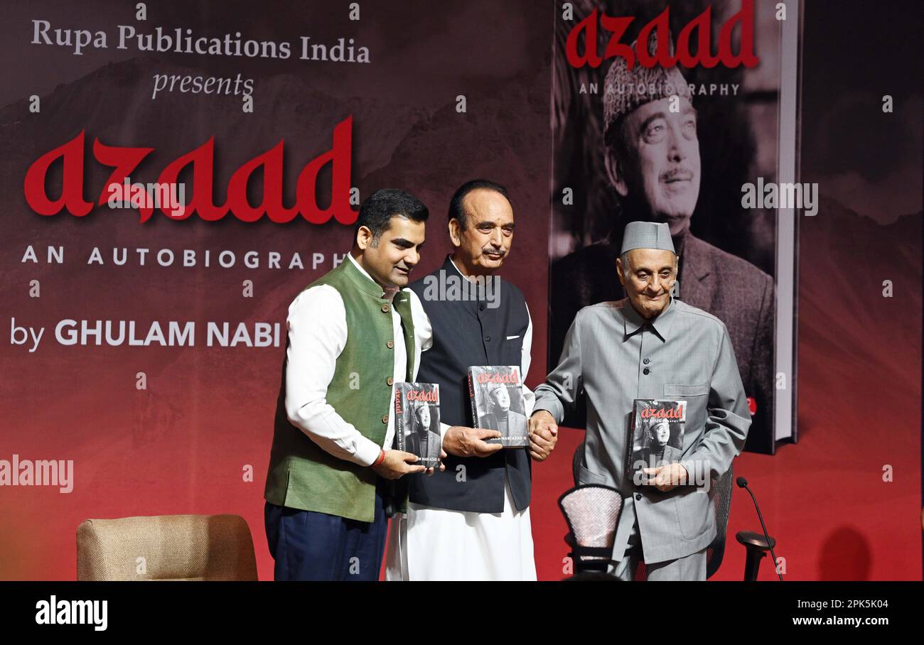 NEU-DELHI, INDIEN - APRIL 5: Hochrangiger Kongressführer Karan Singh veröffentlichte Ghulam Nabi Azads Buch "Azaad" im Nehru Museum am 5. April 2023 in Neu-Delhi, Indien. (Foto: Sanjeev Verma/Hindustan Times/Sipa USA) Stockfoto