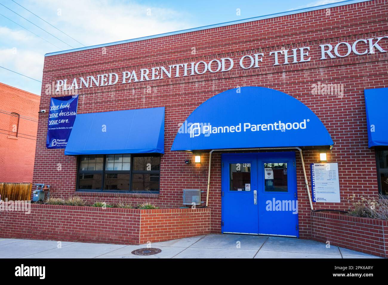 Denver, Colorado, USA - 3.31.2023: Planned Parenthood of the Rocky Mountains, Denver Central Location, 921 E 14. Ave, Denver Stockfoto