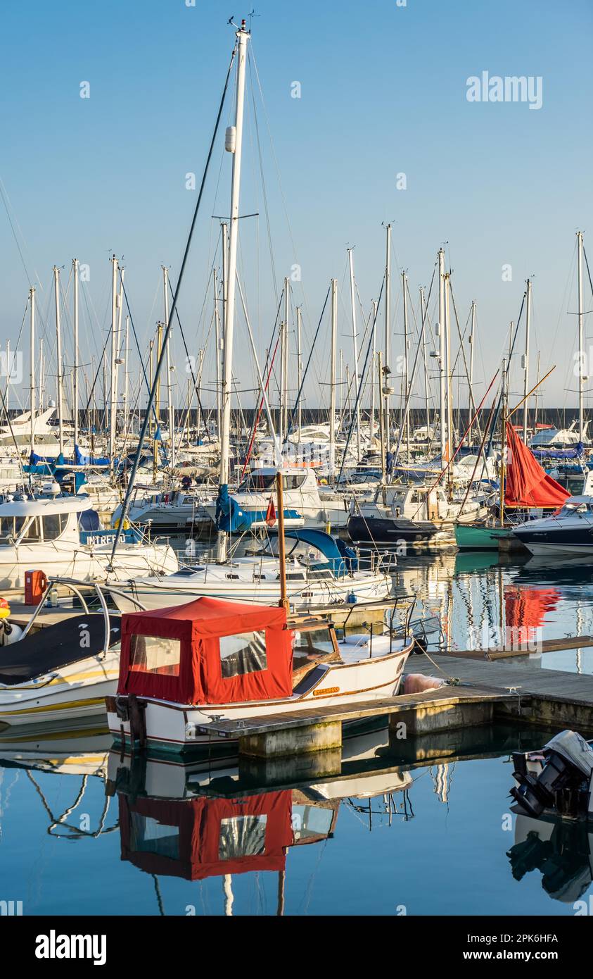 Boote in der Marina in Brighton Stockfoto