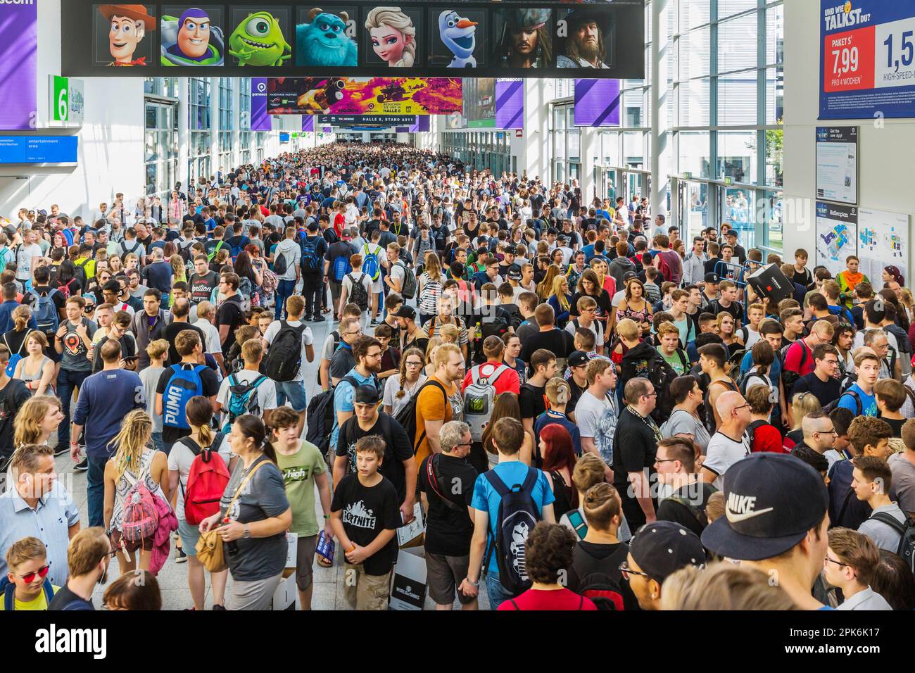 Gamescom, Computer- und Videospielmesse, Besuchermassen, Köln, Nordrhein-Westfalen, Deutschland Stockfoto