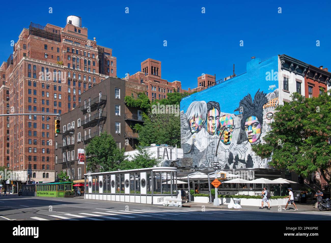 W 22 St, 10. Ave. Wandgemälde mit Andy Warhol, Frida Kahlo, Keith Haring, J. M. Basquiat, Manhattan, New York City, USA Stockfoto