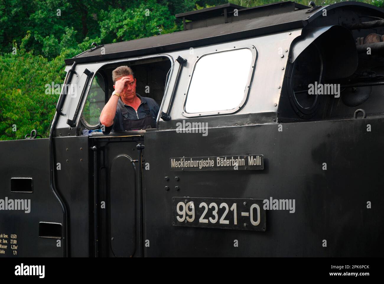 Sommer, Badeort, Bad Doberan, Badebahn, Molli, Dampflokomotive, Triebwerkfahrer, Mecklenburg-Vorpommern, Deutschland Stockfoto