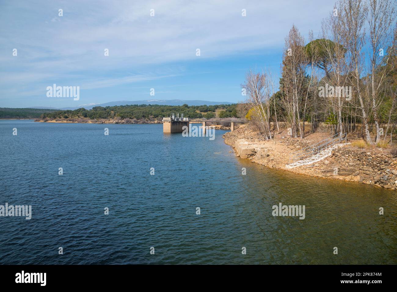 Puentes Viejas Reservoir. Provinz Madrid, Spanien. Stockfoto