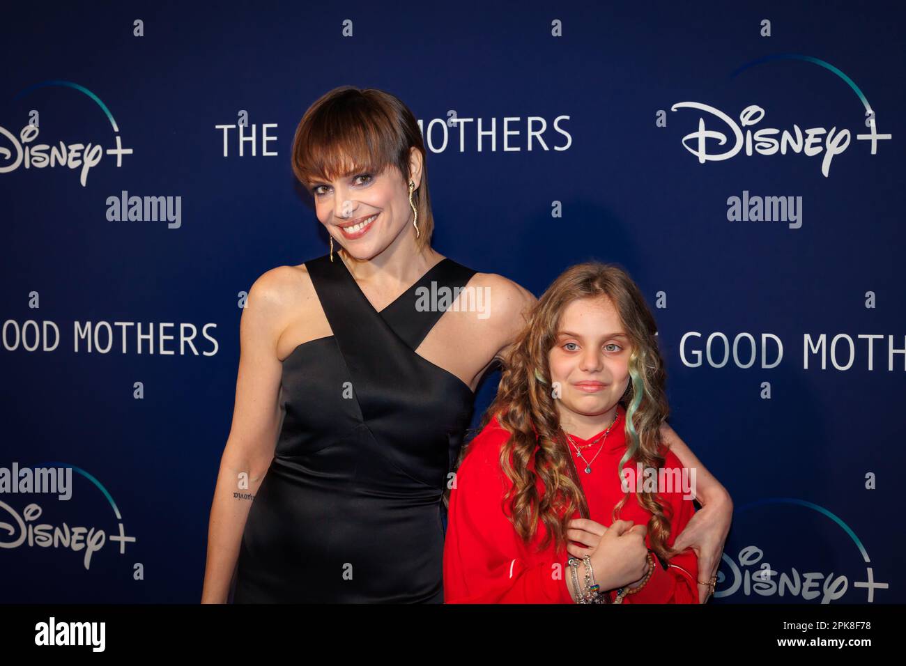 4. April 2023, Rom, Italien: Micaela Ramazzotti und ihre Tochter Anna VirzÃ¬ besuchen die Premiere „The Good Mütters“ beim Space Cinema Moderno am 04. April 2023 in Rom, Italien. Disney TV-Serie (Kreditbild: © Gennaro Leonardi/Pacific Press via ZUMA Press Wire) NUR REDAKTIONELLE VERWENDUNG! Nicht für den kommerziellen GEBRAUCH! Stockfoto