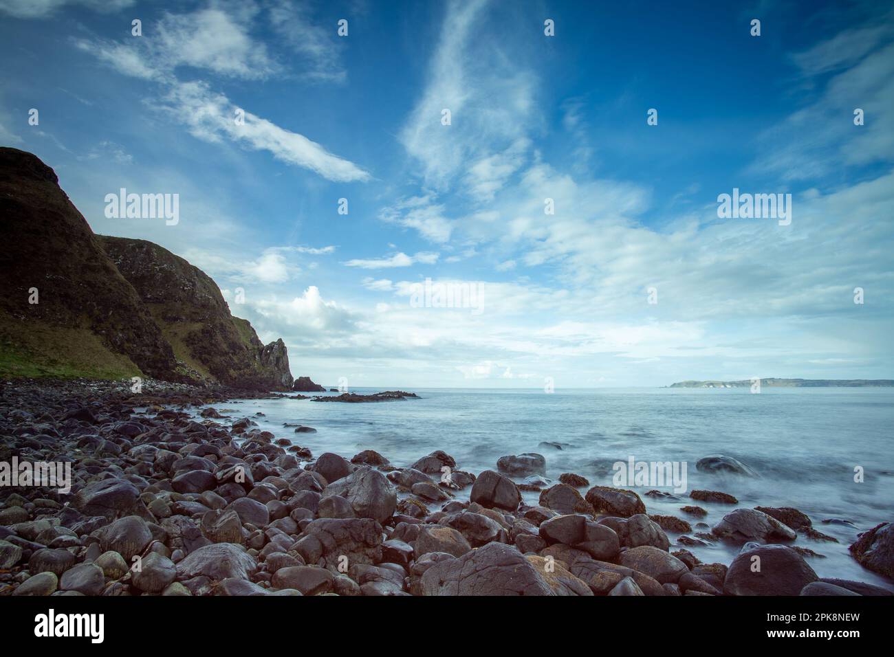Kinbane Castle Beach, Ballycastle, Großbritannien Stockfoto