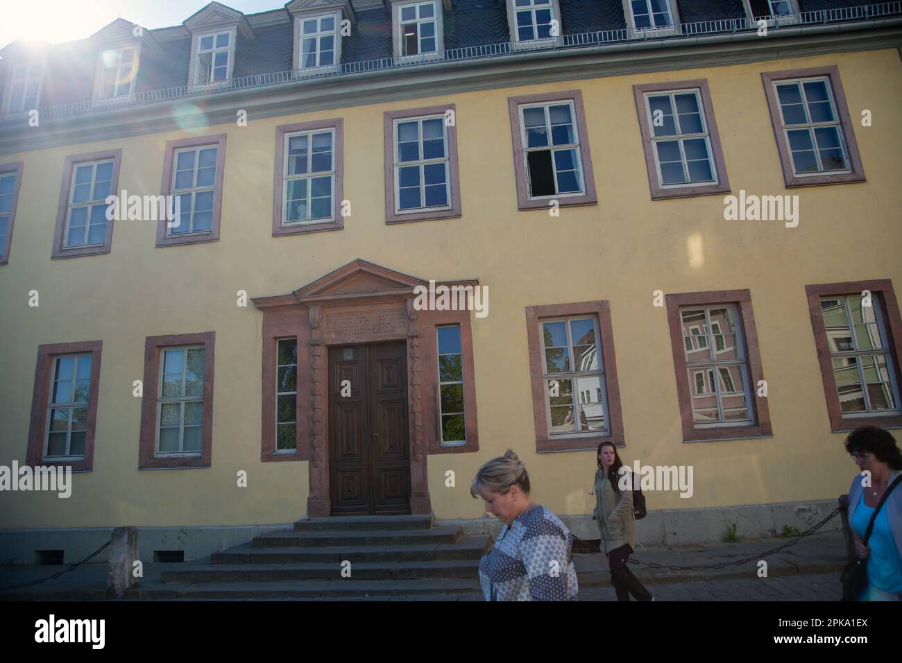 07.05.2018, Deutschland, Thüringen, Weimar - Goethes Nationalmuseum, Goethes Residenz und Dauerausstellung LEBENSFLUTEN - TATENSTURM in der Altstadt Stockfoto
