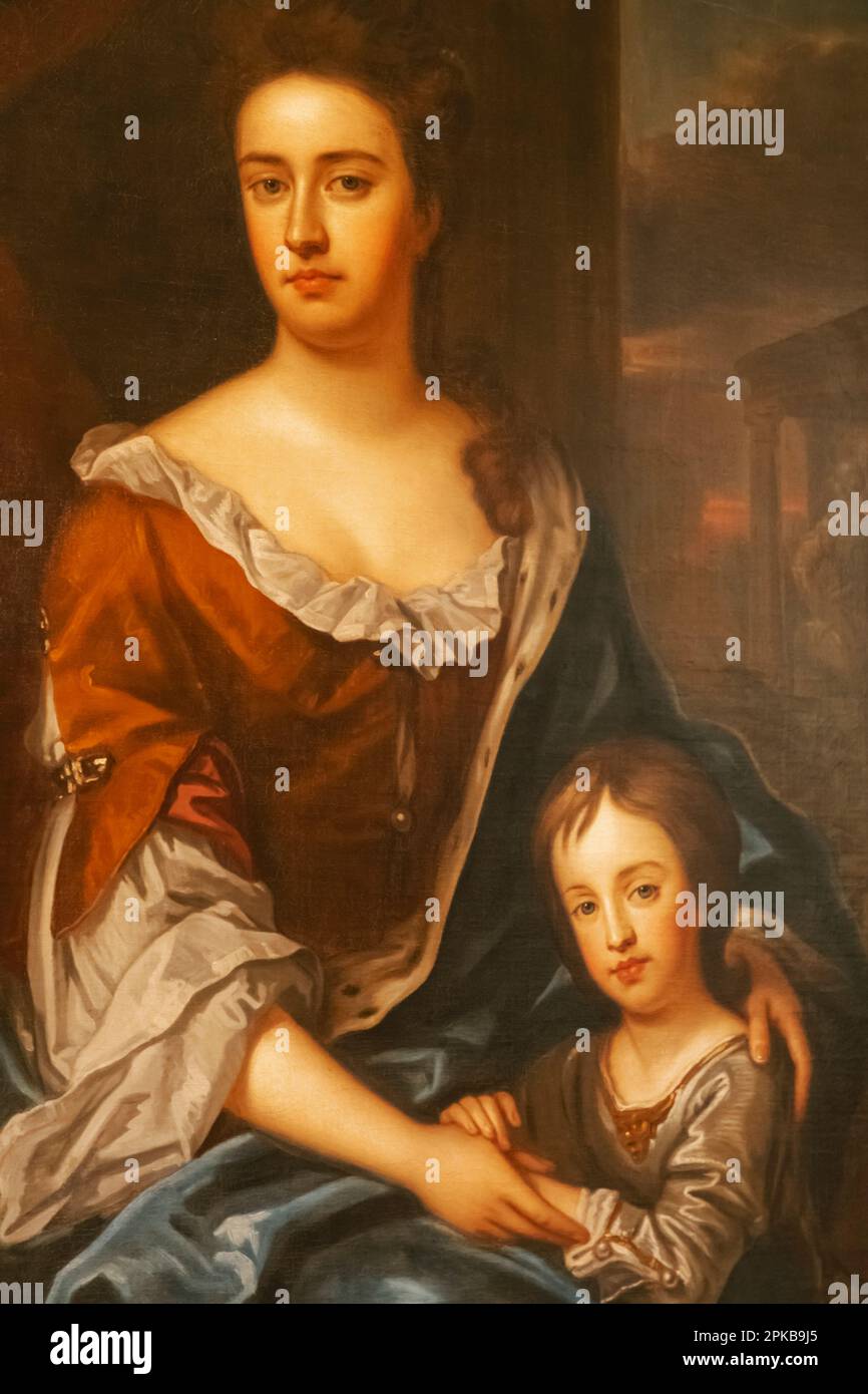 England, Kent, Edenbridge, Chiddingstone, Chiddingstone Castle, Die große Halle, das Porträt von Königin Anne und dem Herzog von Gloucester Stockfoto