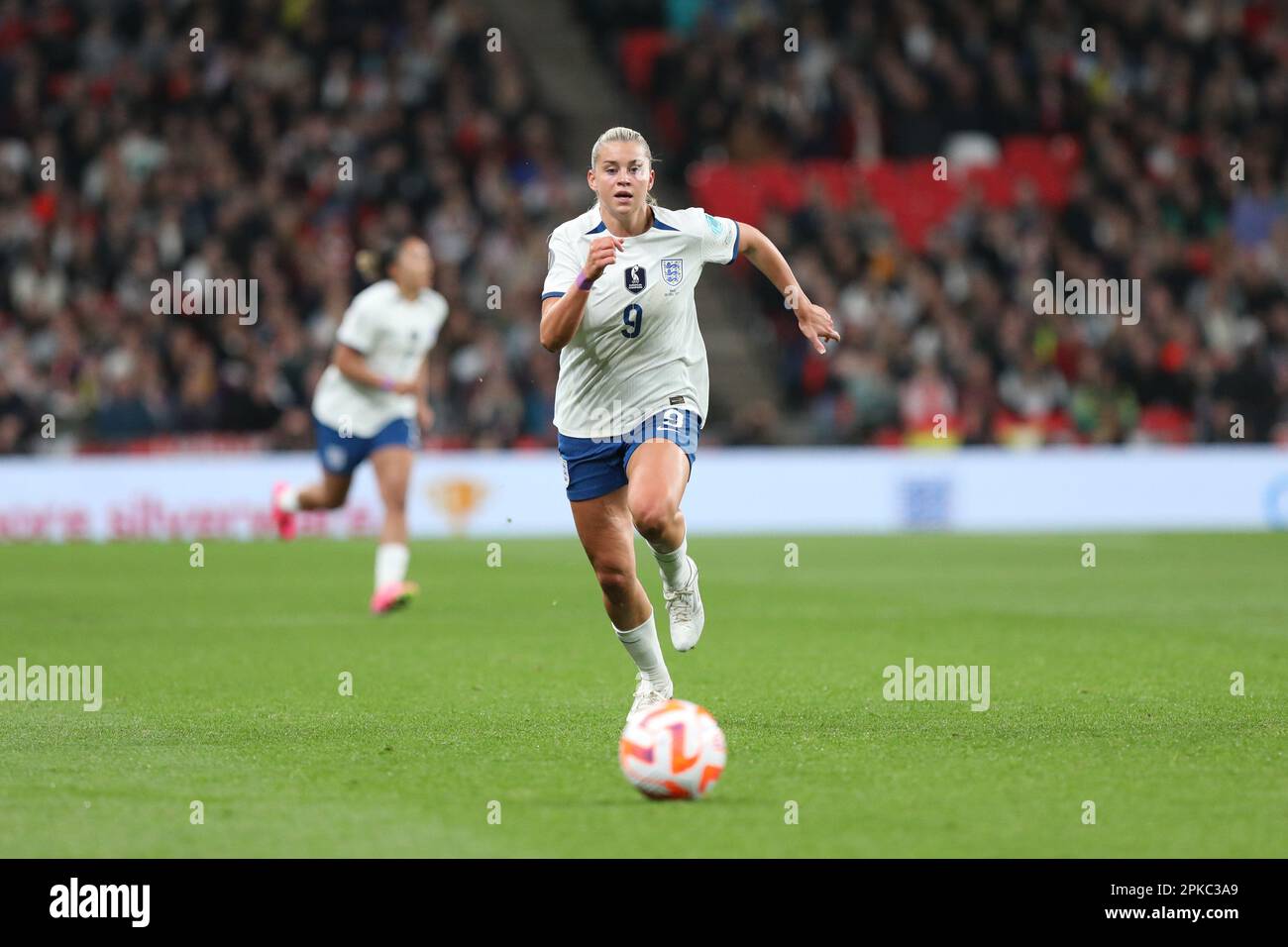 London, Großbritannien. 06. April 2023. Alessia Russo of England Lionesses auf dem Ball während des CONMEBOL-UEFA WOMEN's CHAMPIONS CUP FINALISSIMA-Spiels zwischen England Women und Brasilien Women am 6. April 2023 im Wembley Stadium, London, England. Foto: Joshua Smith. Nur redaktionelle Verwendung, Lizenz für kommerzielle Verwendung erforderlich. Keine Verwendung bei Wetten, Spielen oder Veröffentlichungen von Clubs/Ligen/Spielern. Kredit: UK Sports Pics Ltd/Alamy Live News Stockfoto