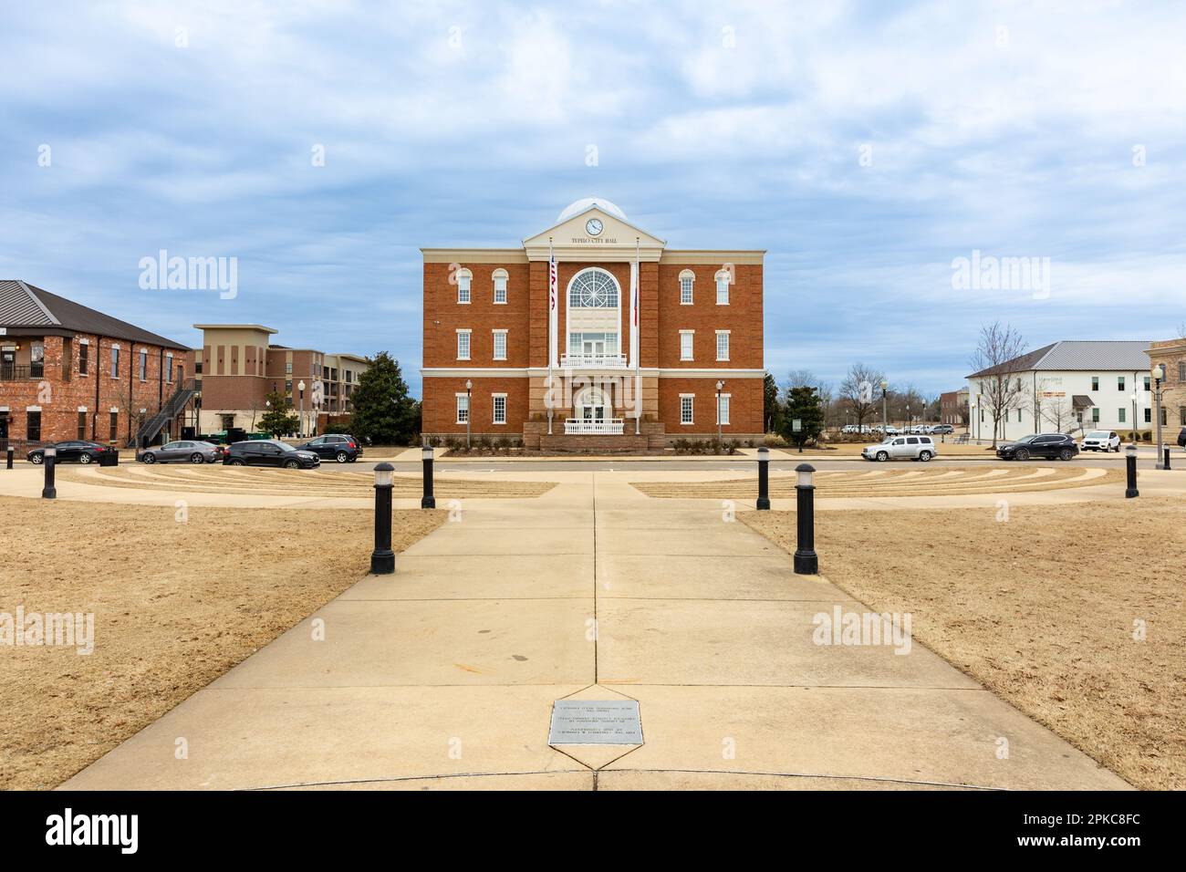 Tupelo, MS - Januar 2023: Rathaus von Tupelo in Tupelo, Mississippi Stockfoto