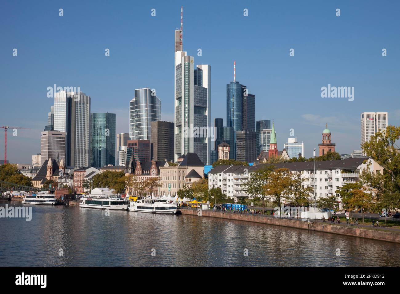 Bankenviertel, Mainkai, Main, Frankfurt am Main, Hessen, Deutschland Stockfoto